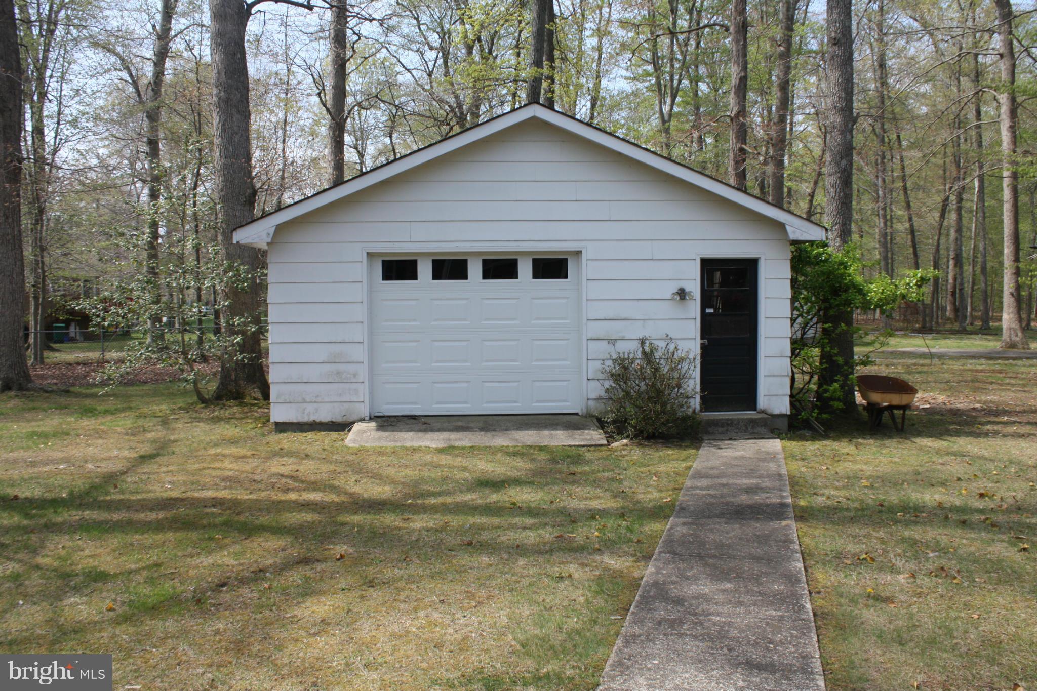 MT CARMEL WOODS - Residential