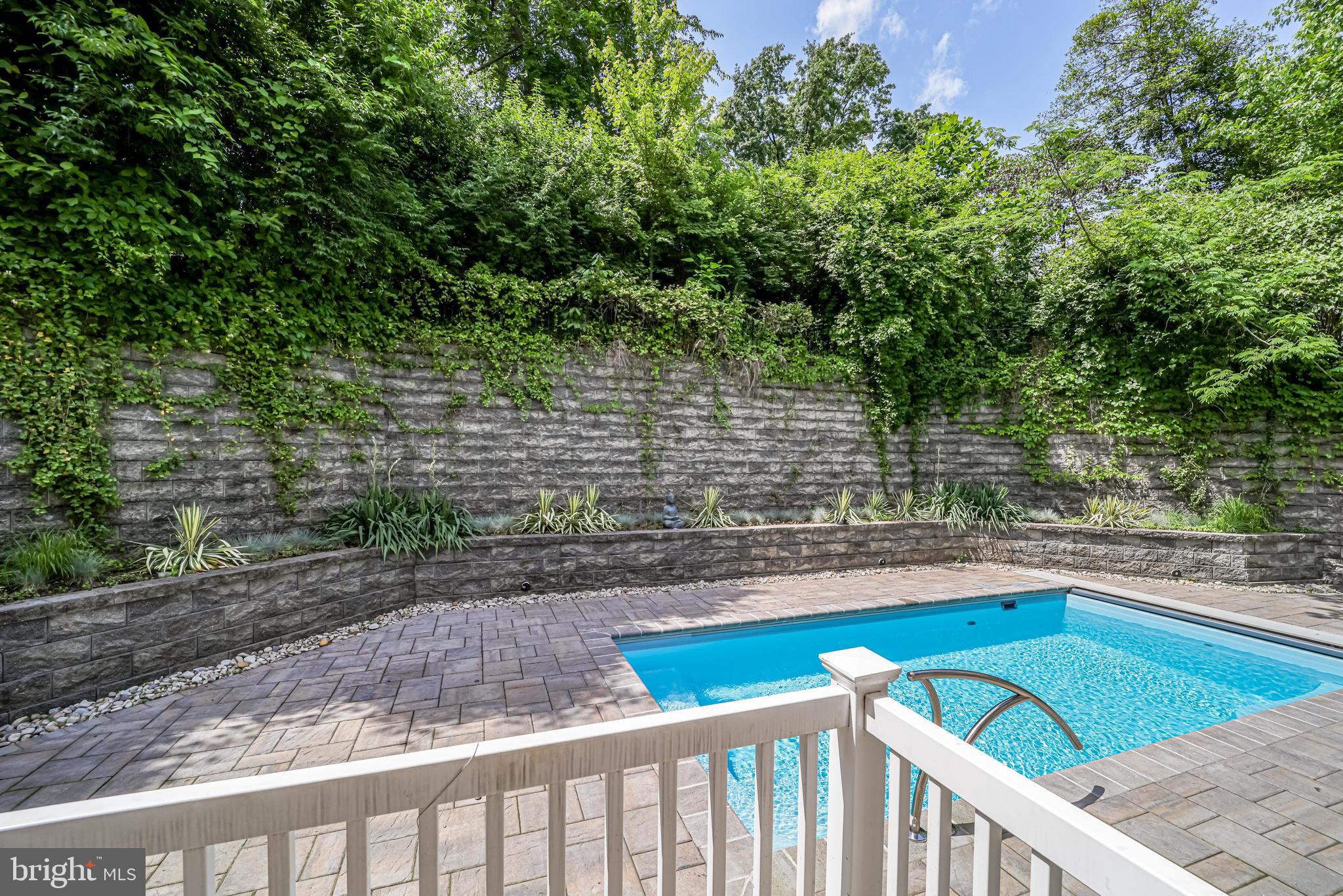 MINOR HILL - Residential