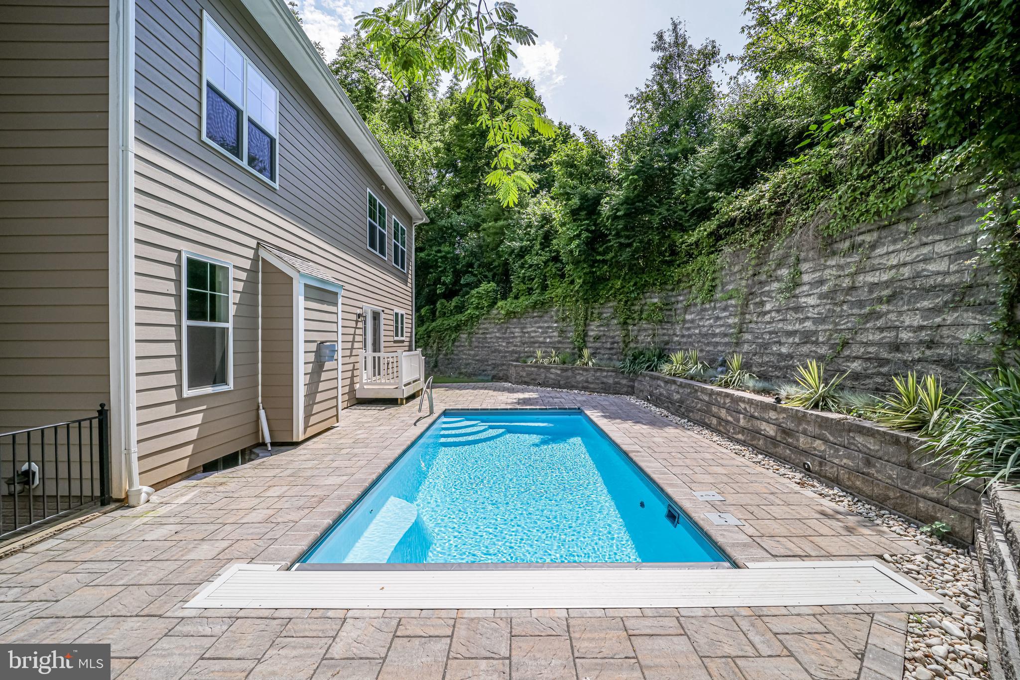 MINOR HILL - Residential