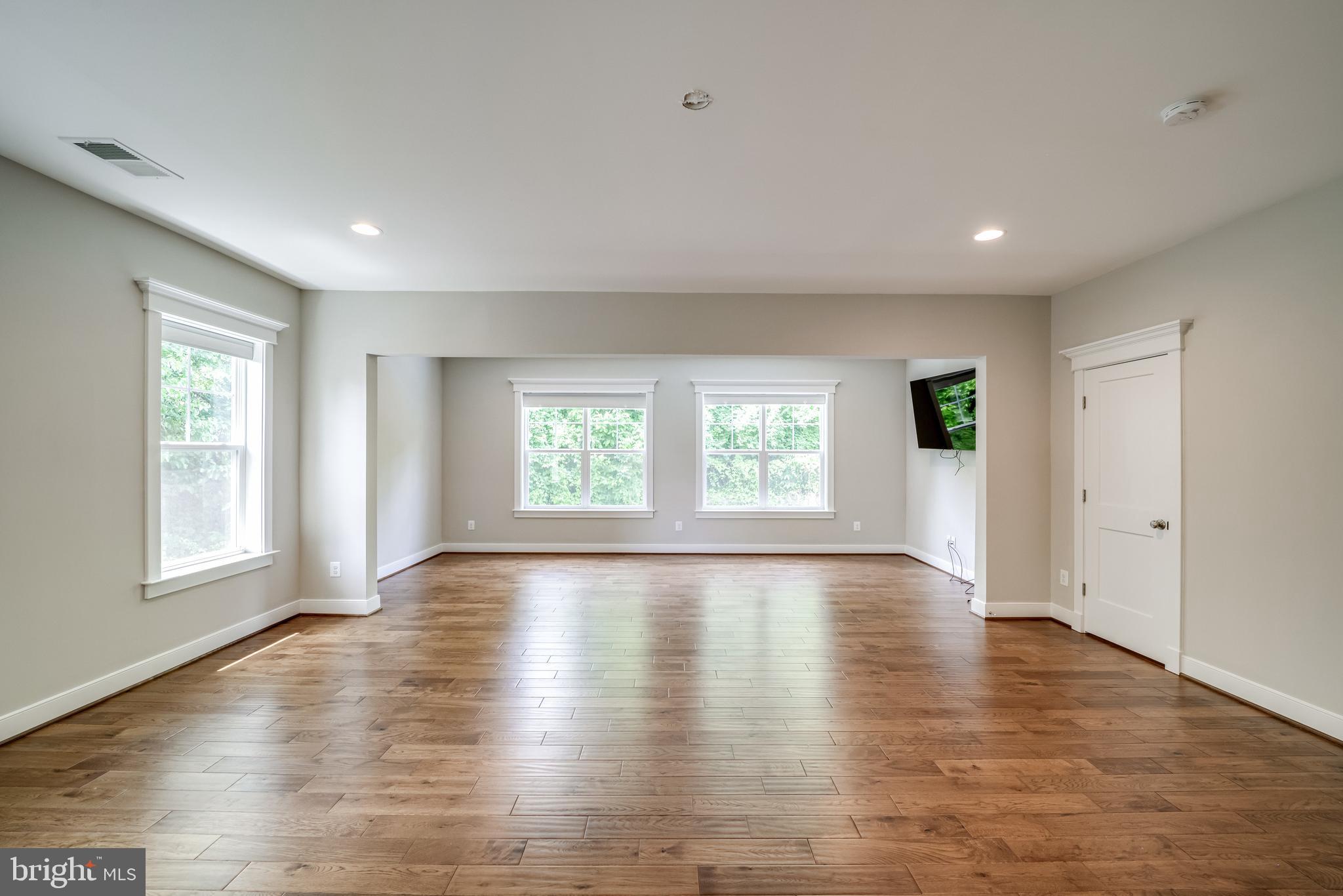 MINOR HILL - Residential