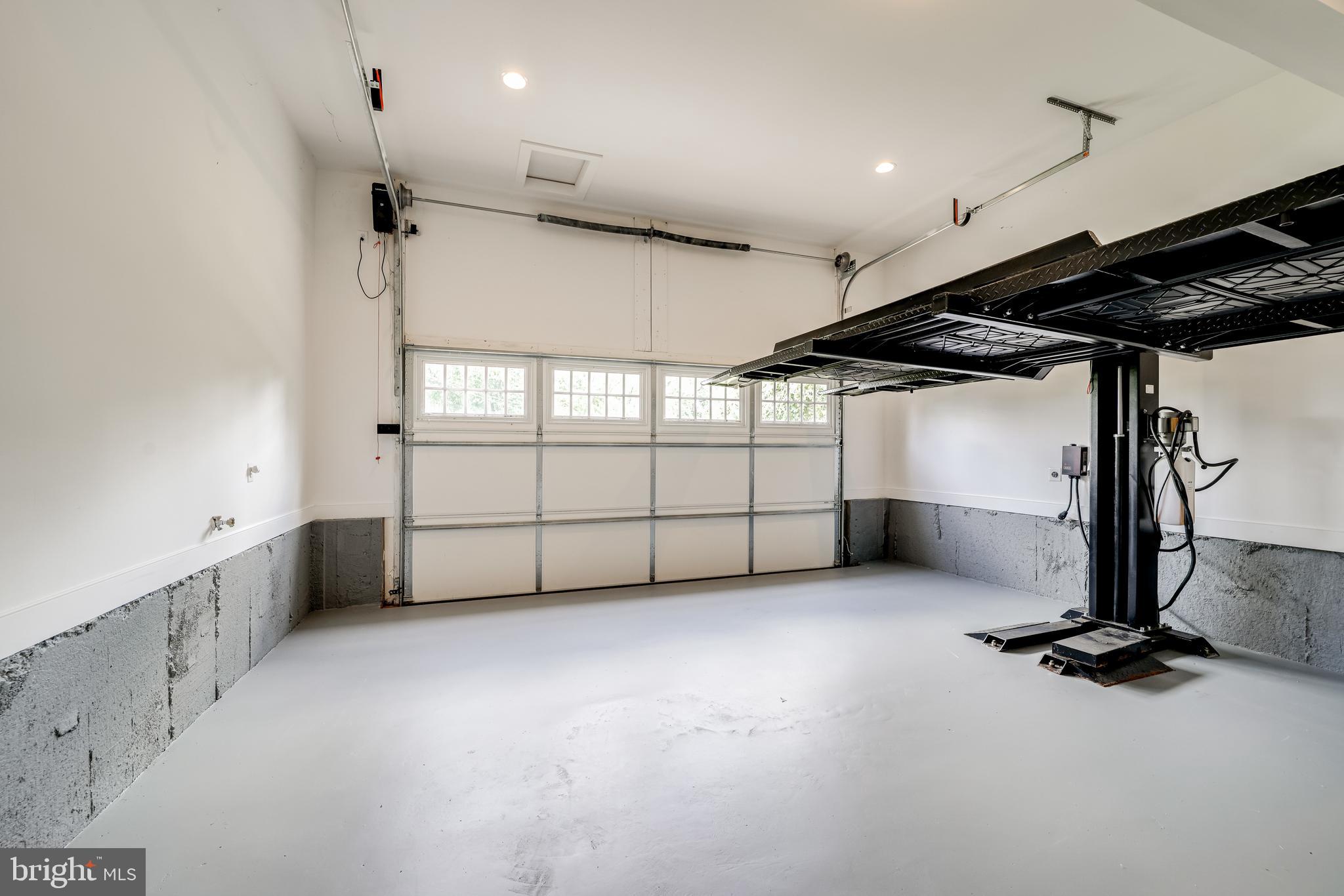 MINOR HILL - Residential