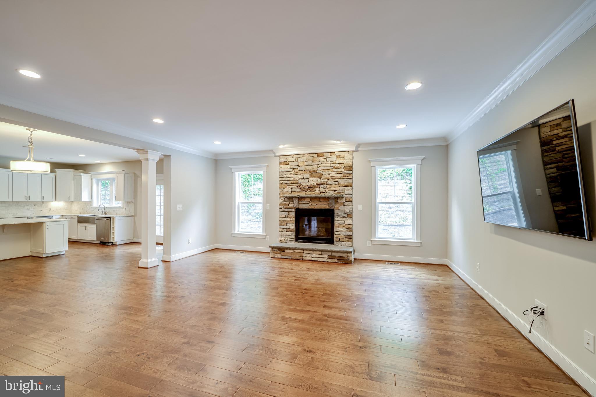 MINOR HILL - Residential