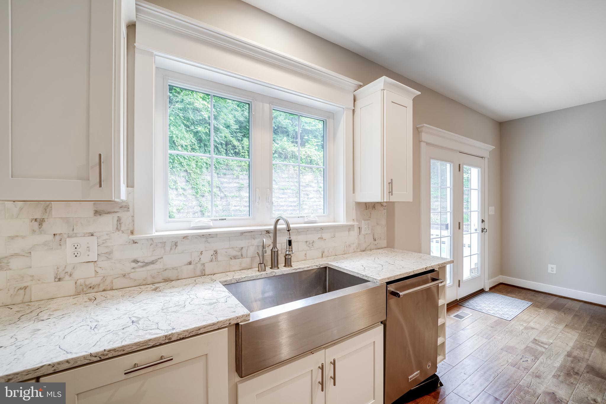 MINOR HILL - Residential