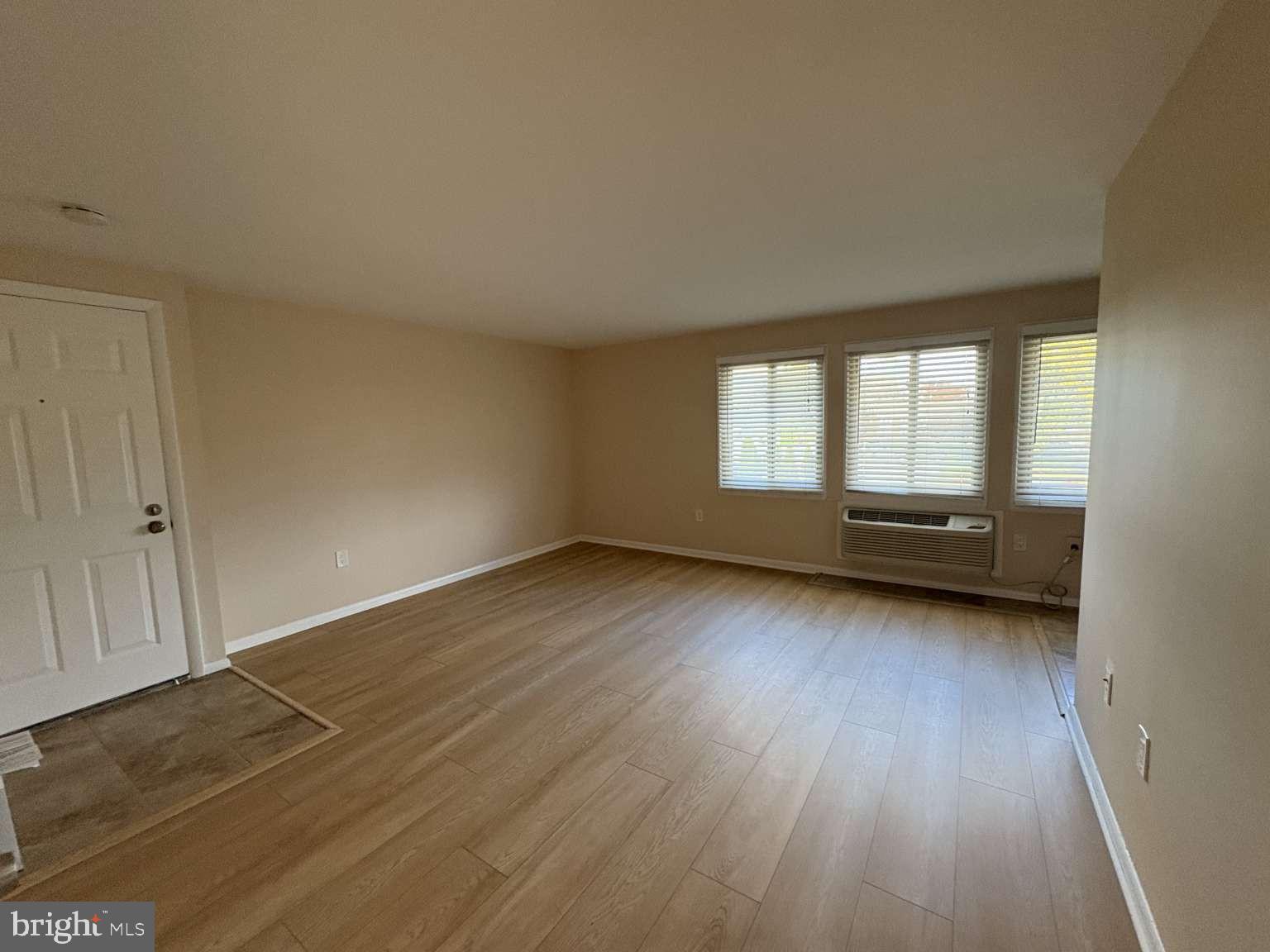 250 TANGLEWOOD LANE G-4