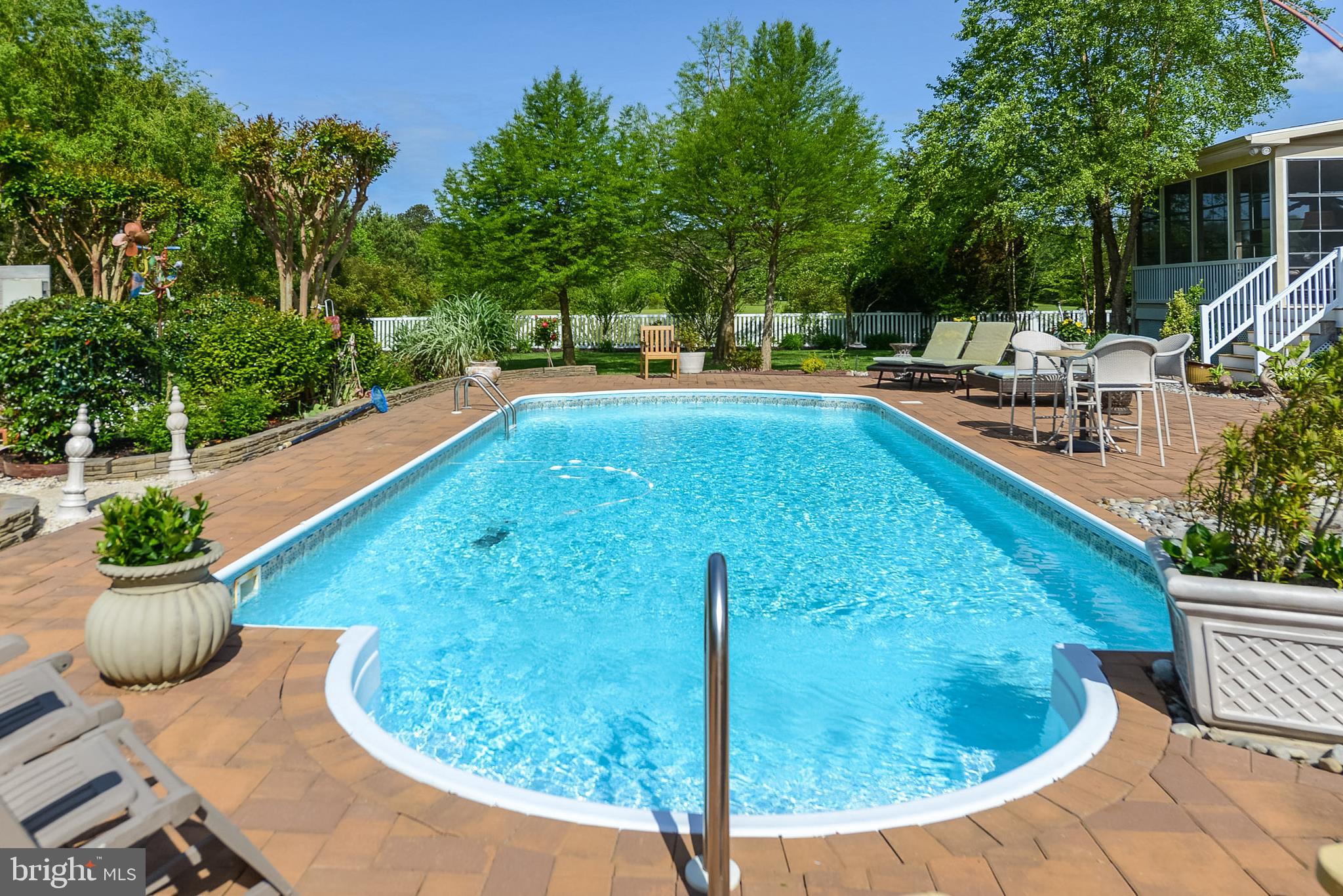 INDIAN CREEK - Residential