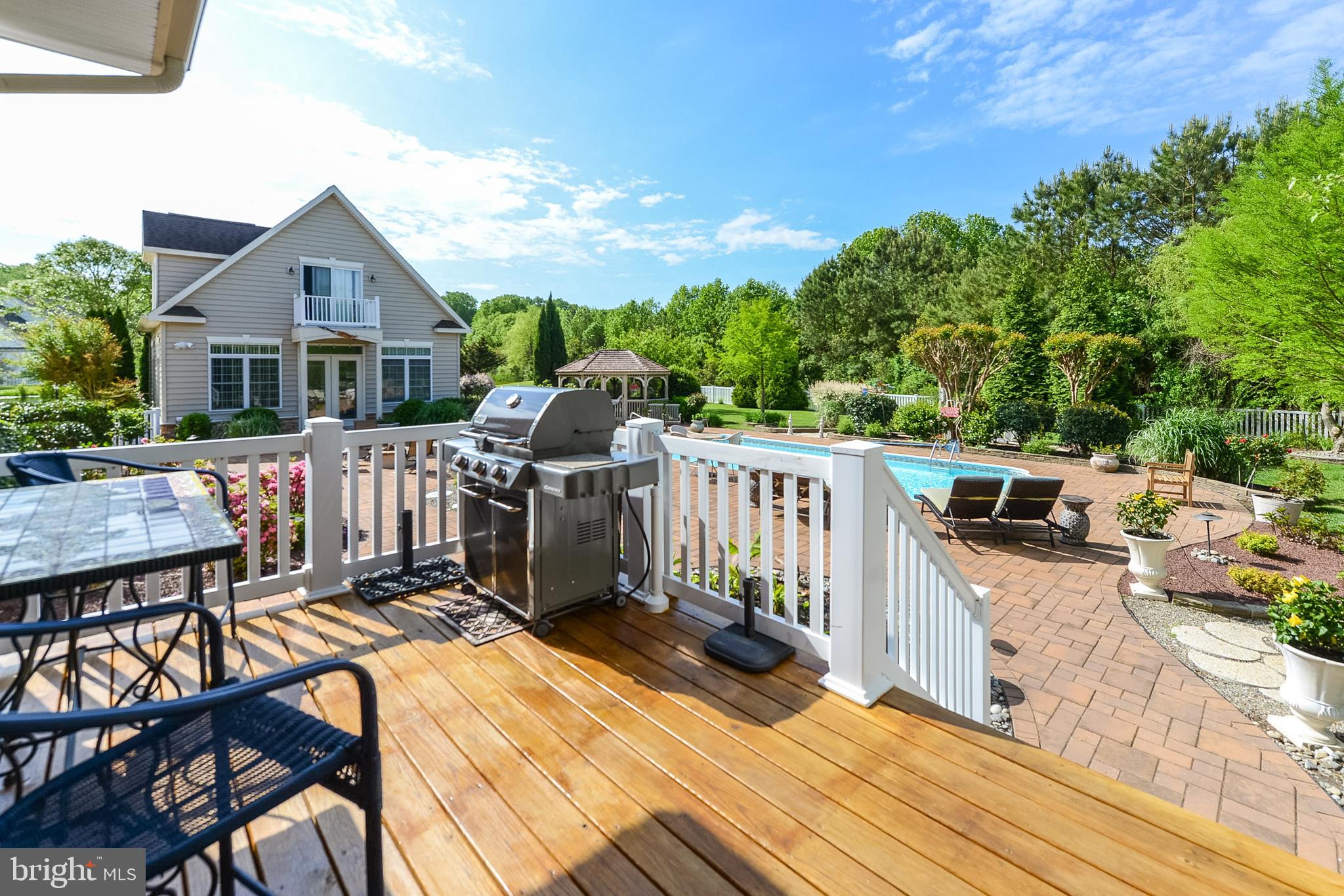 INDIAN CREEK - Residential