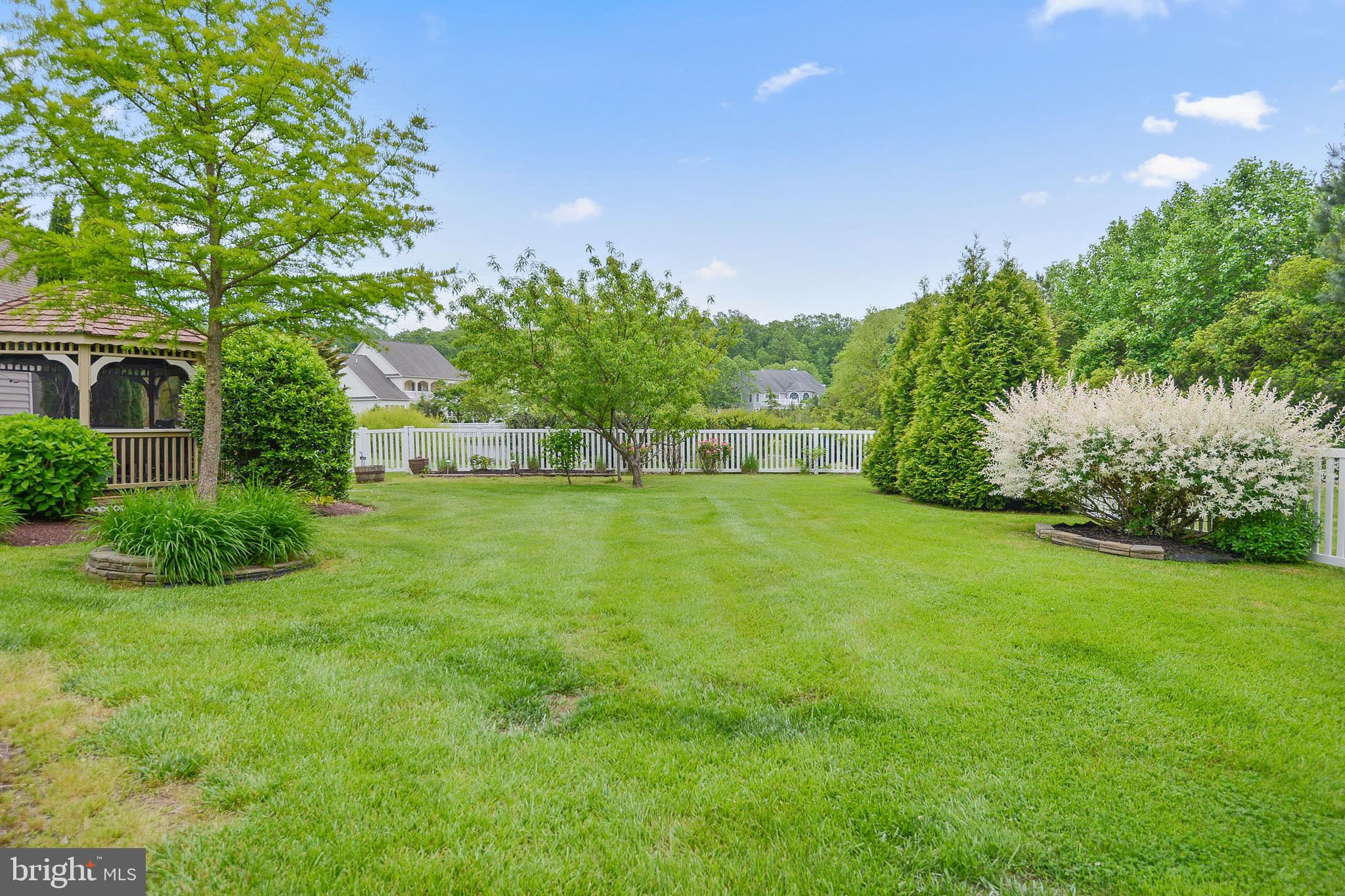 INDIAN CREEK - Residential