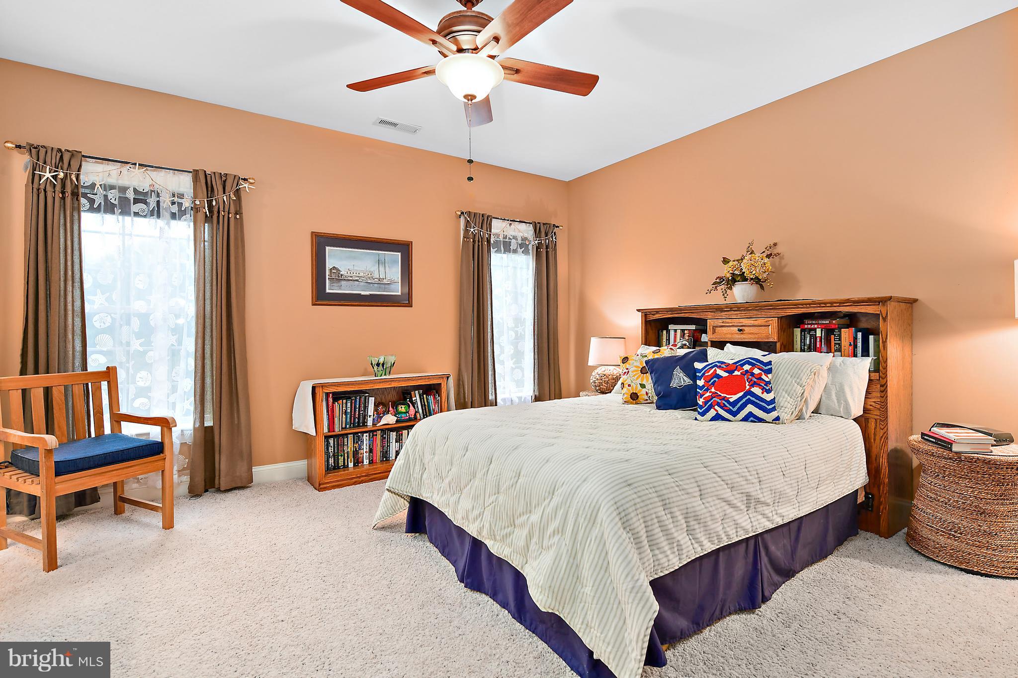 INDIAN CREEK - Residential