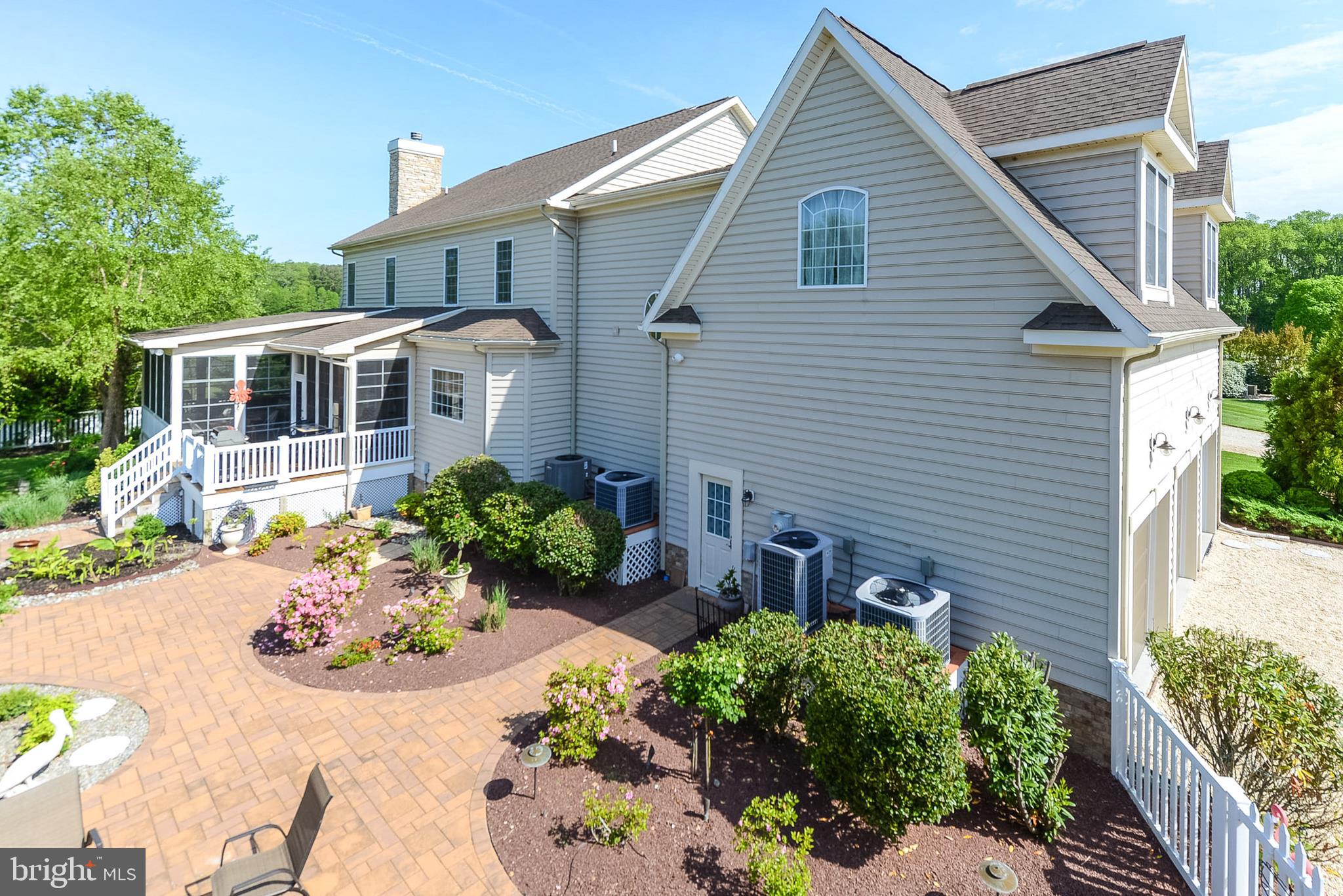 INDIAN CREEK - Residential