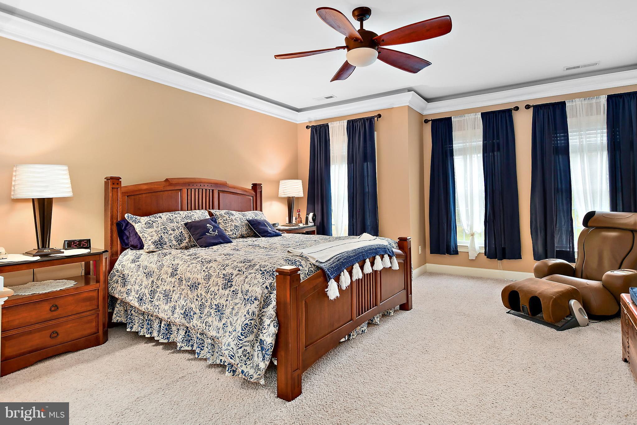 INDIAN CREEK - Residential