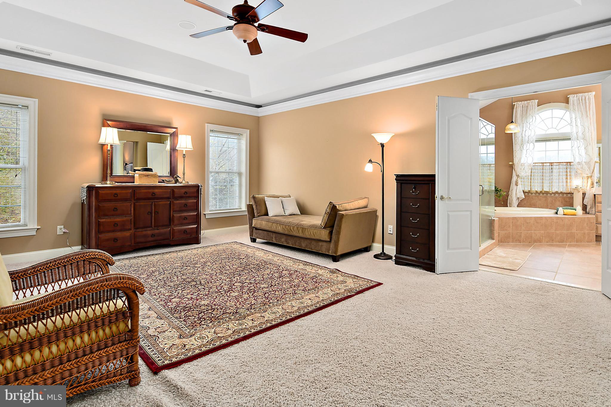 INDIAN CREEK - Residential