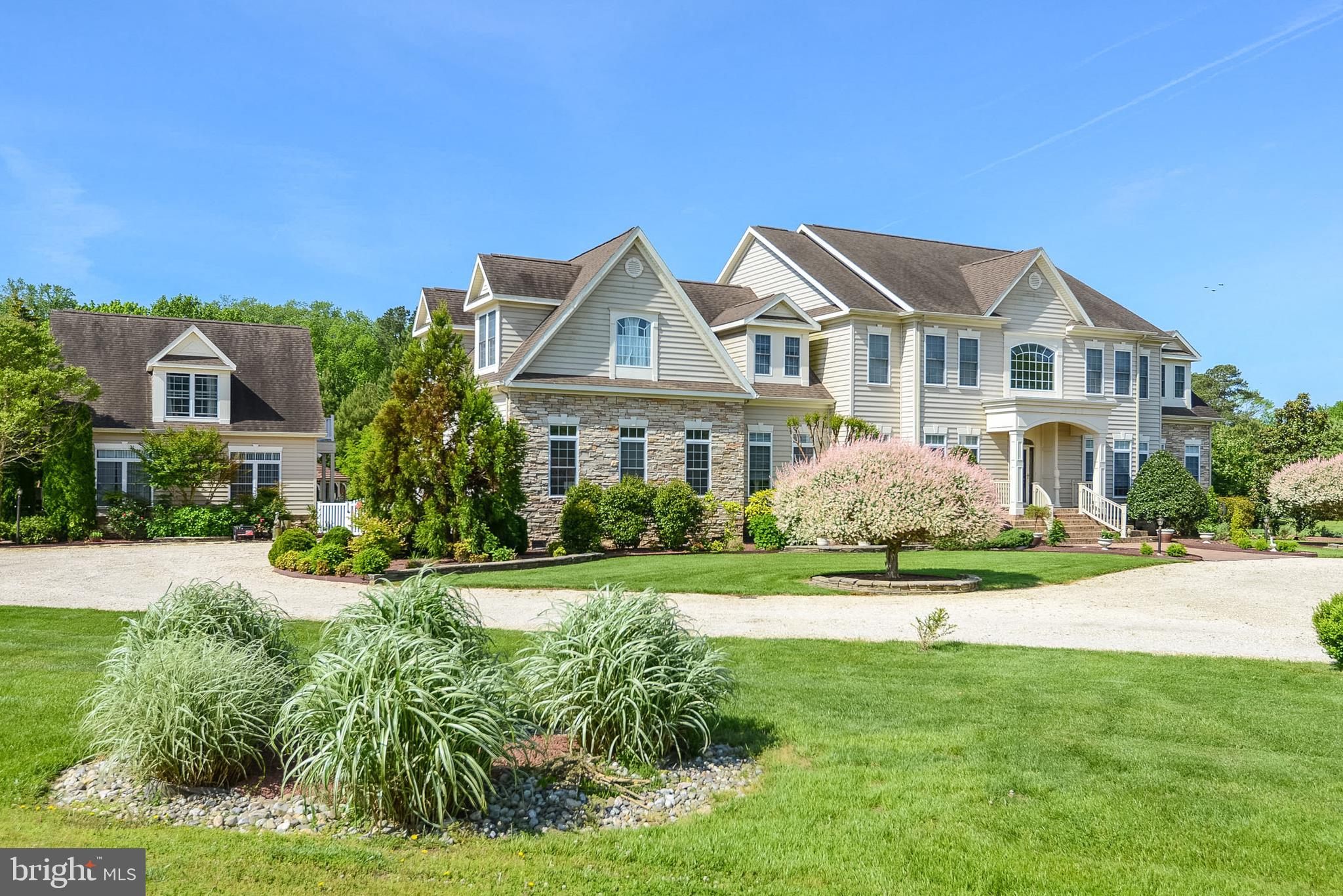 INDIAN CREEK - Residential