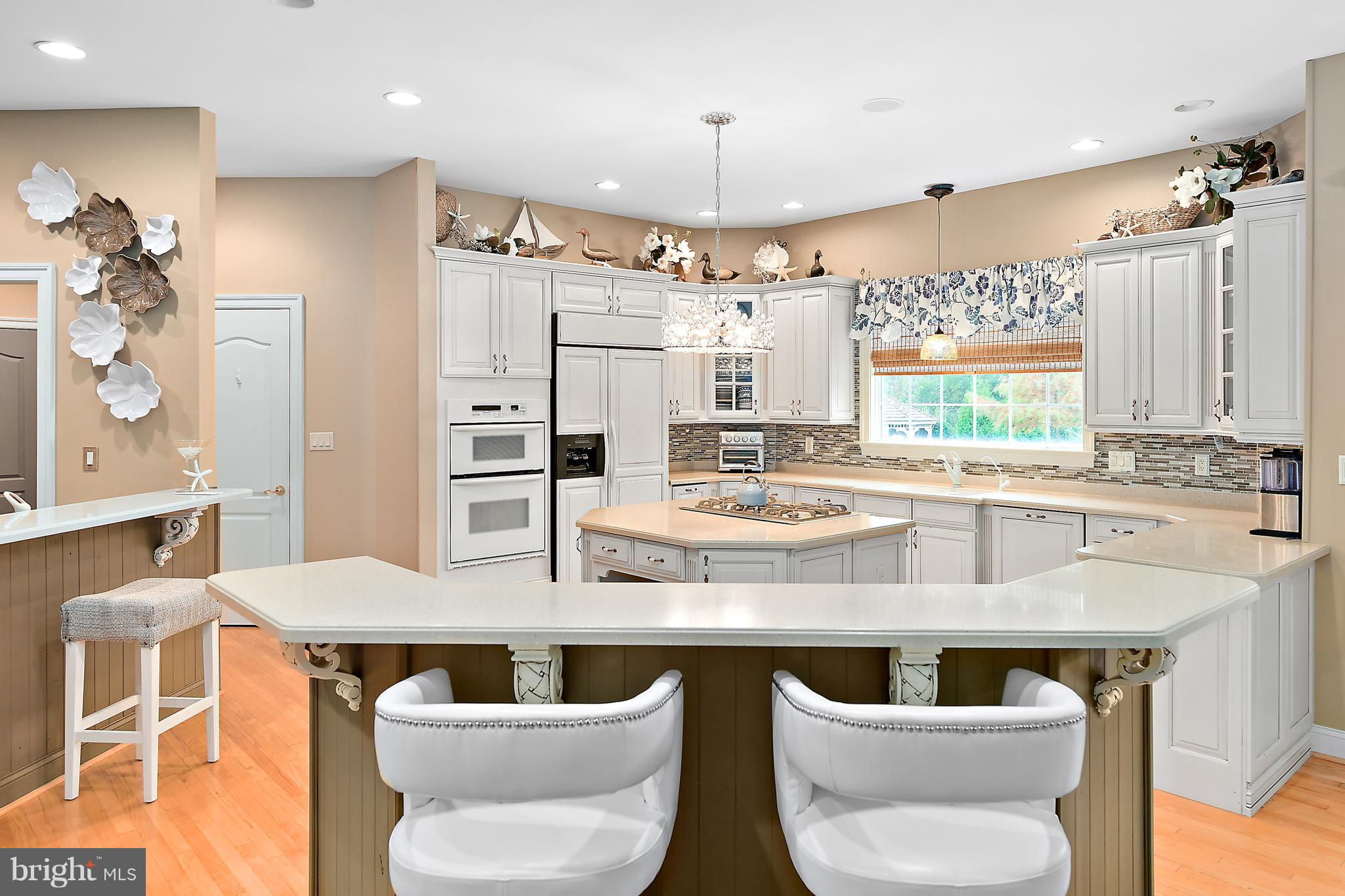 INDIAN CREEK - Residential