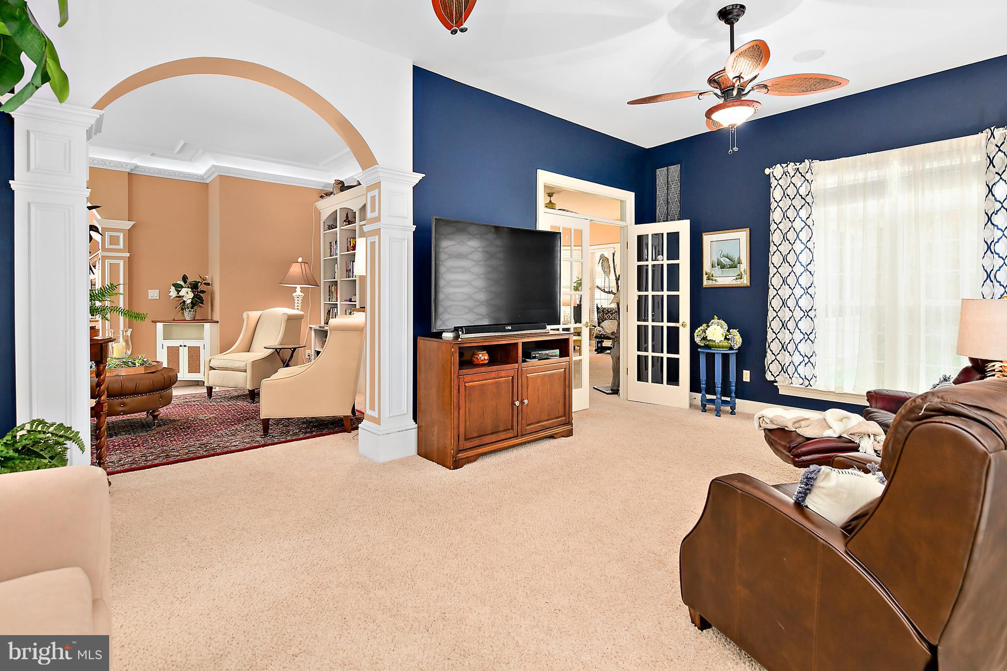 INDIAN CREEK - Residential