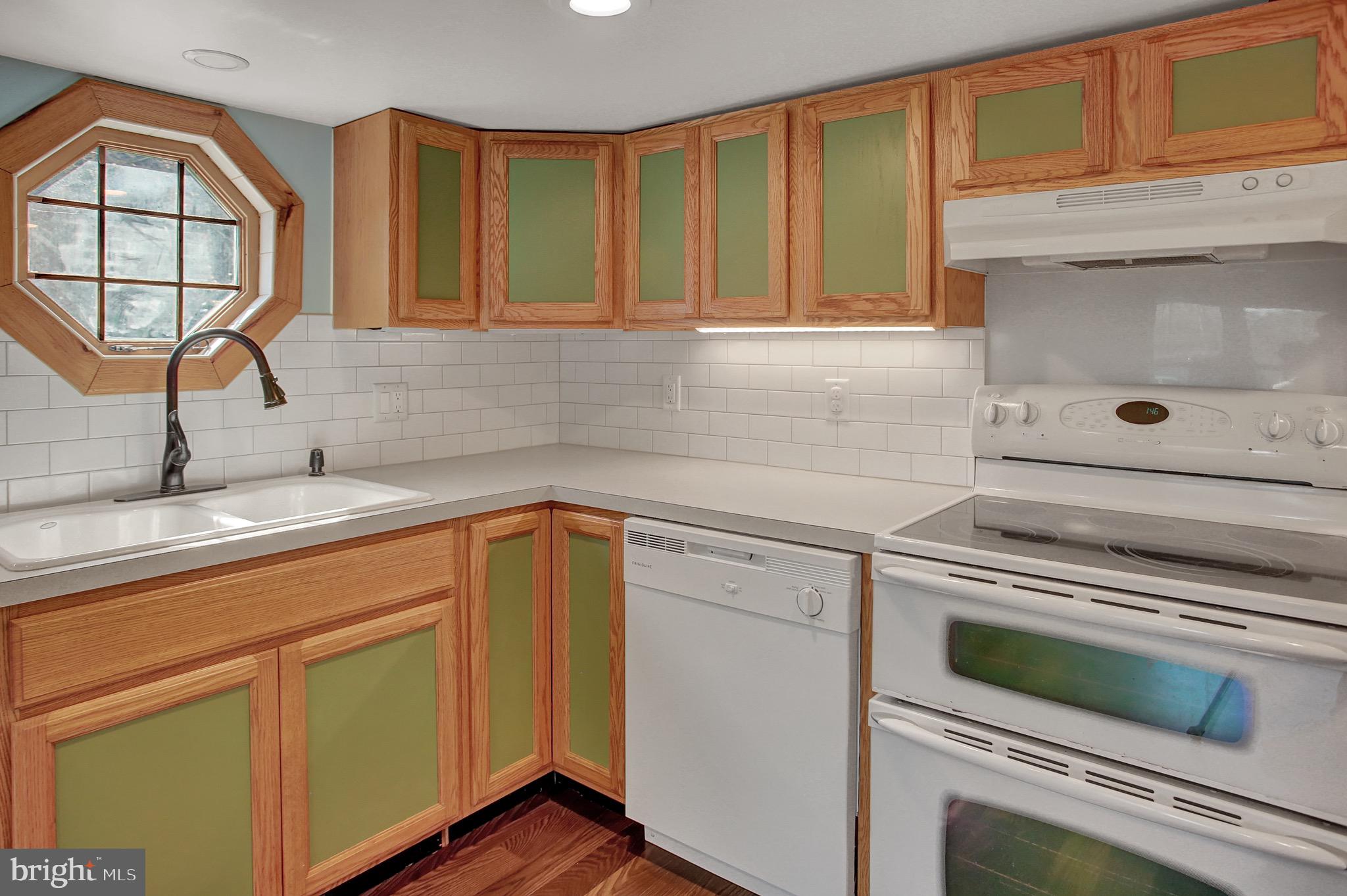 NEWPORT - Residential