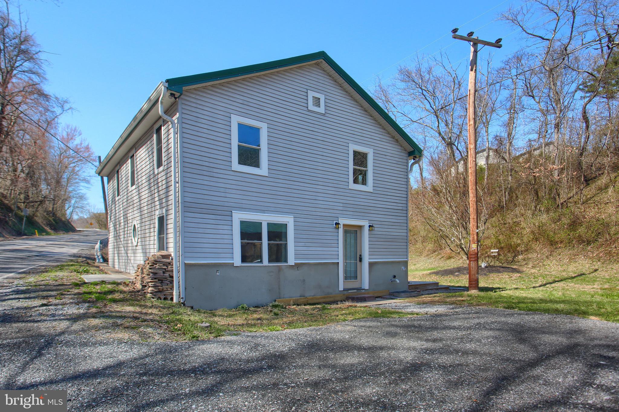 NEWPORT - Residential