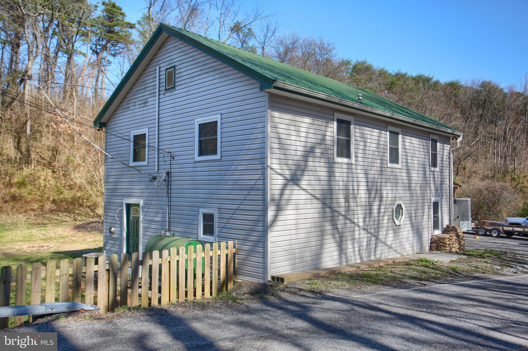 NEWPORT - Residential