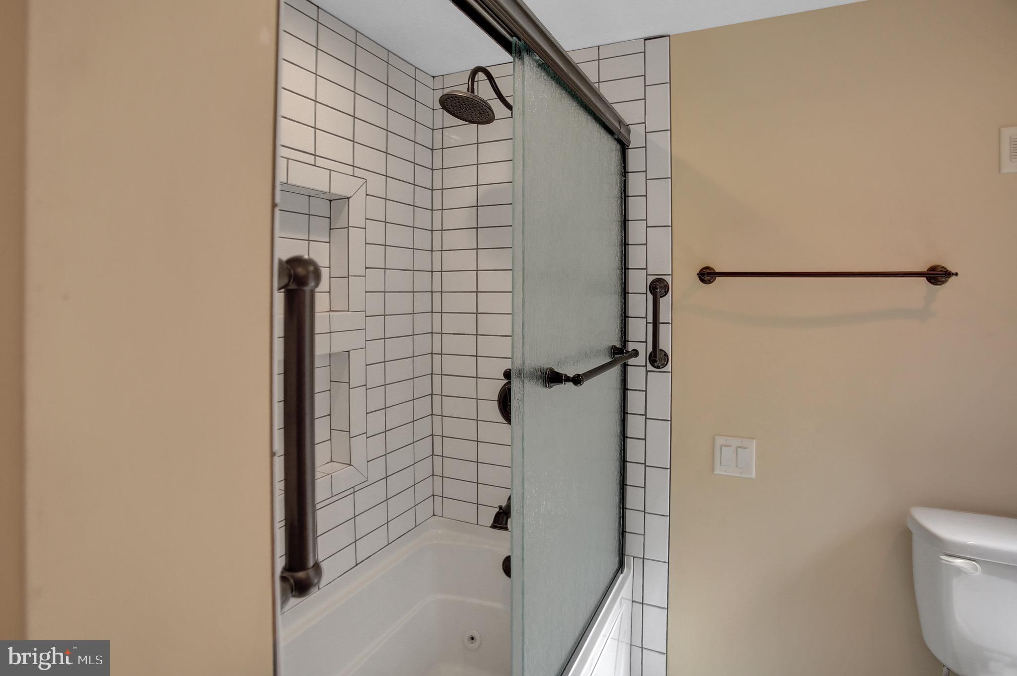 NEWPORT - Residential