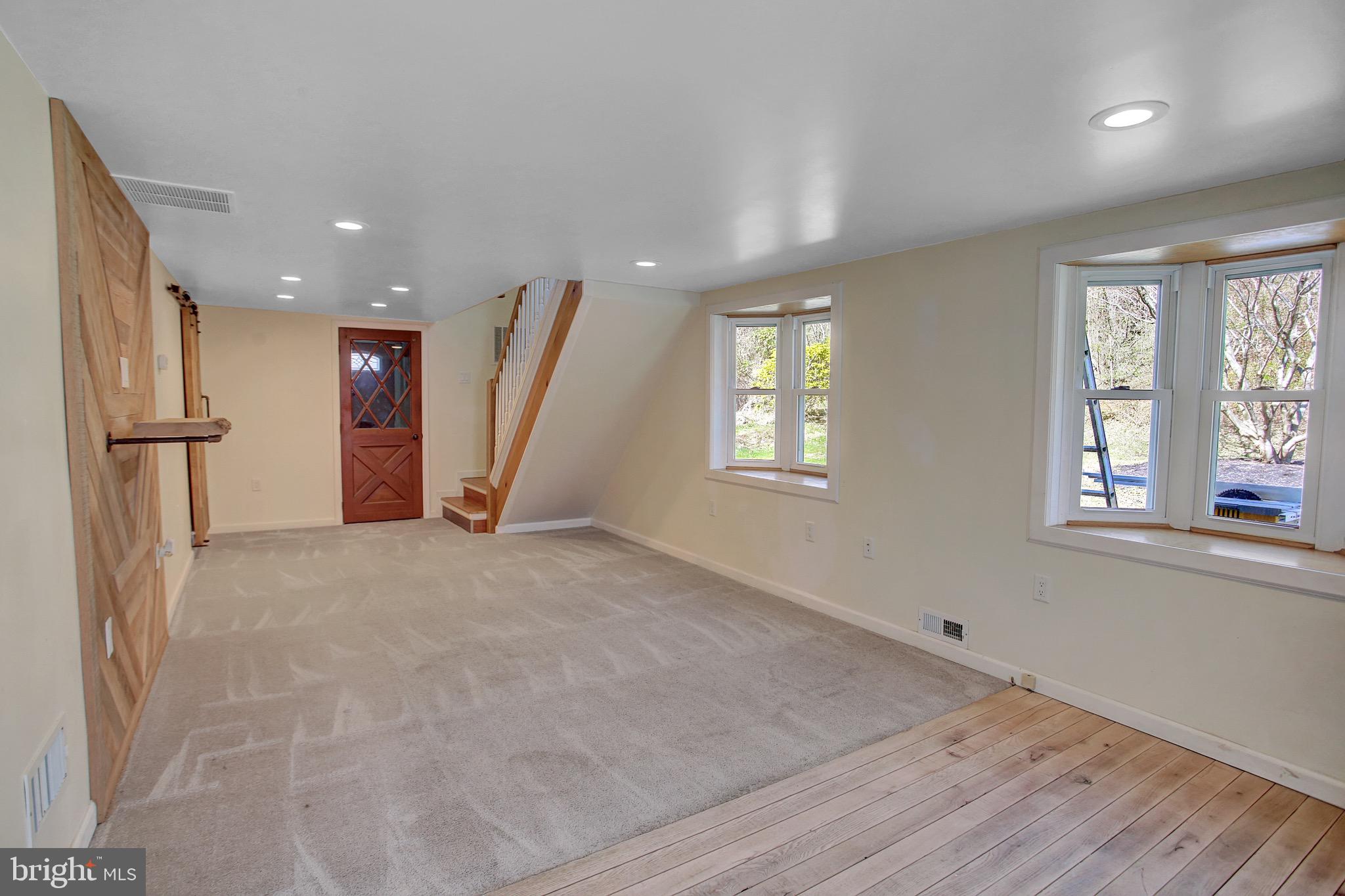 NEWPORT - Residential