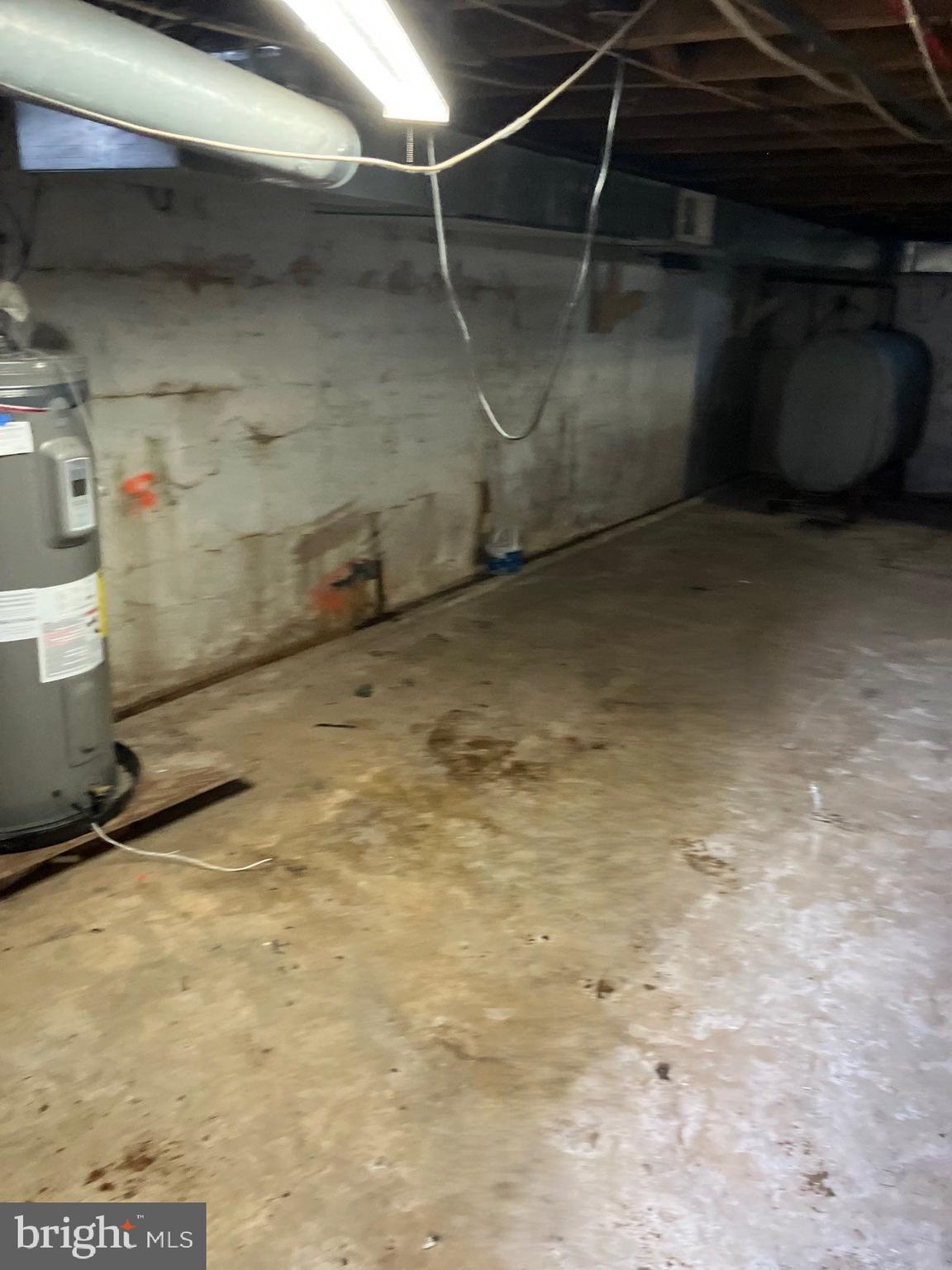 HILLTOWN - Residential