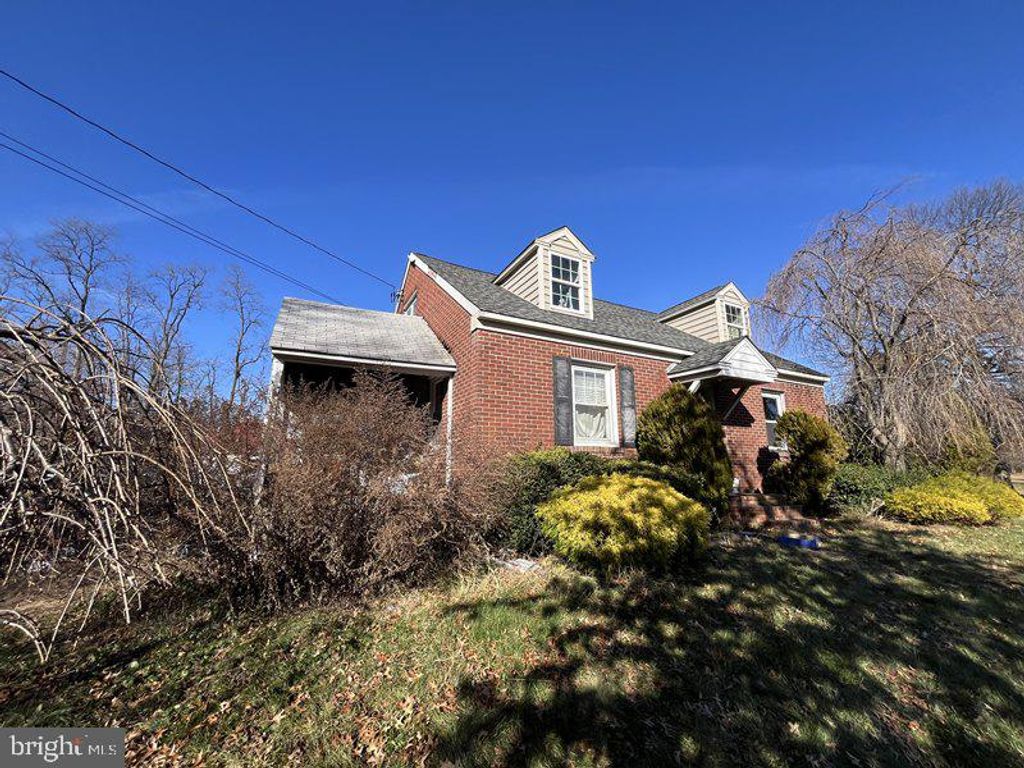 Photo of 1820 Hilltown Pike, HILLTOWN, PA 18927 (MLS # PABU2111382)