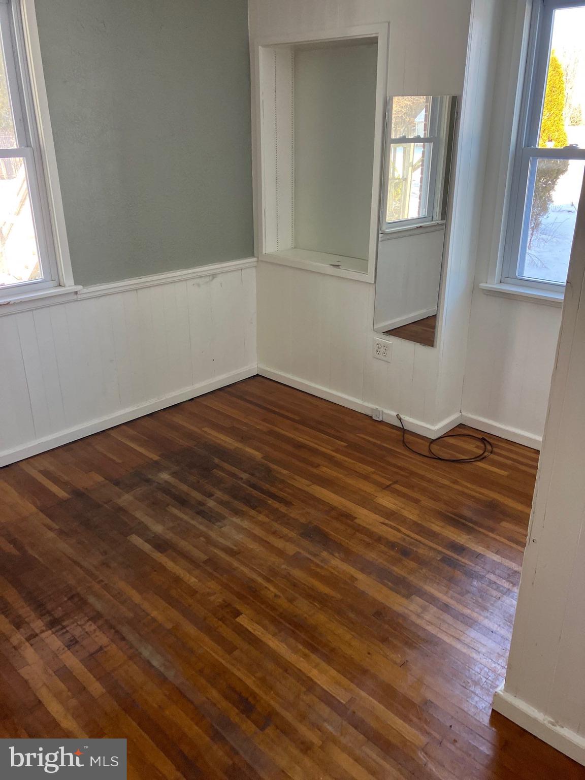 HILLTOWN - Residential