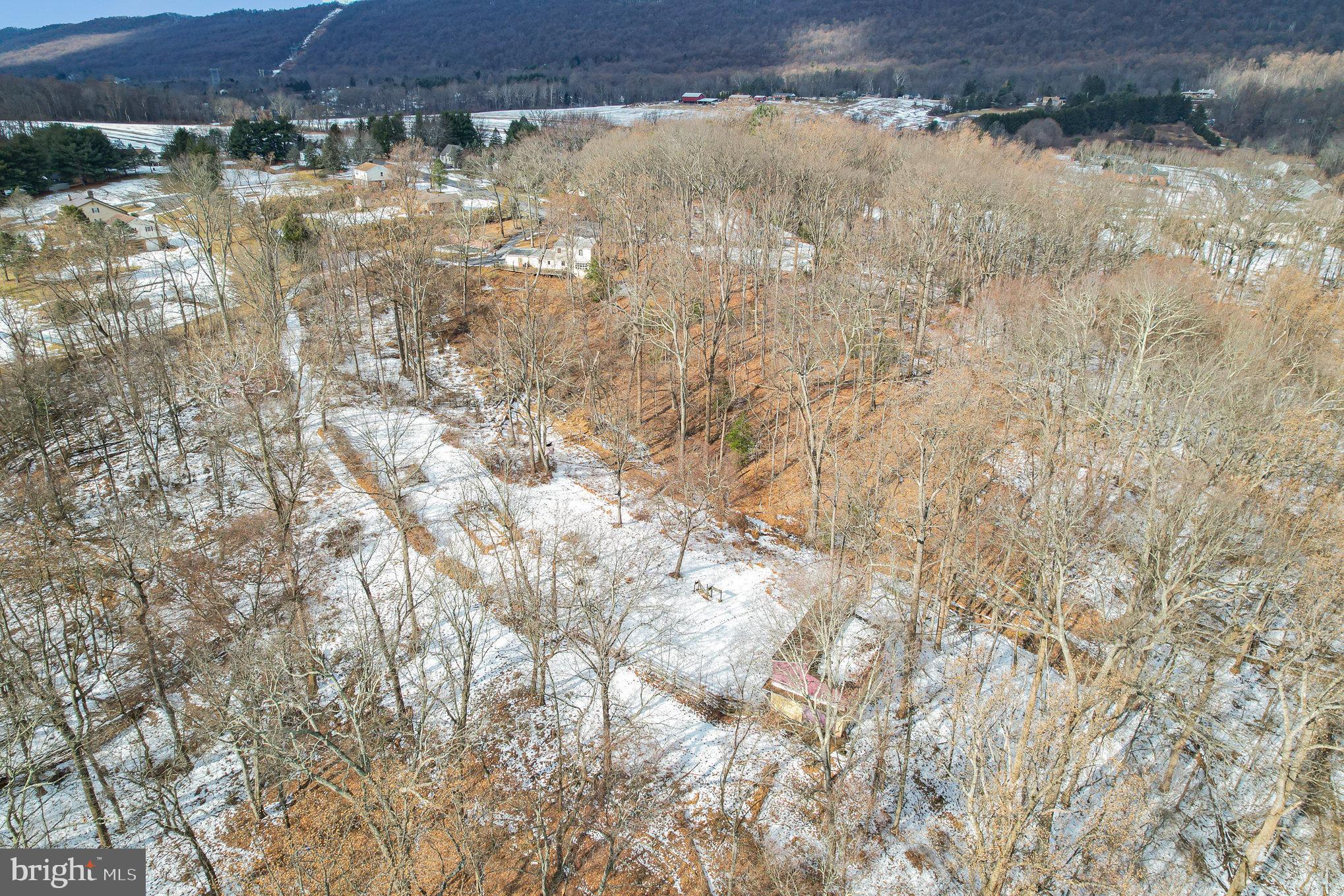 HOLLY HILLS - Residential