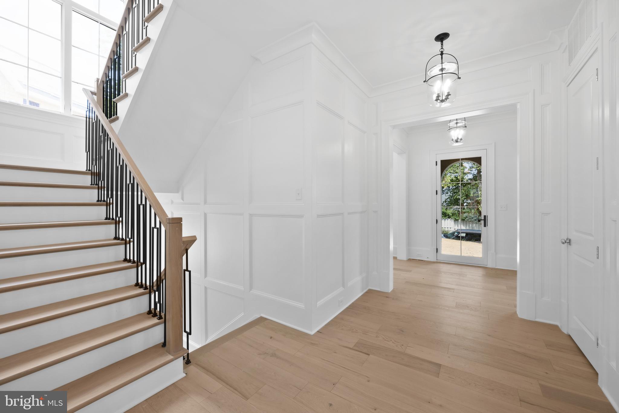 BEVERLY HILLS - Residential