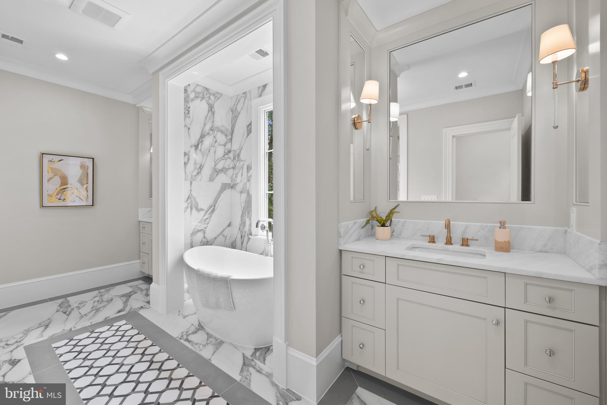 BEVERLY HILLS - Residential