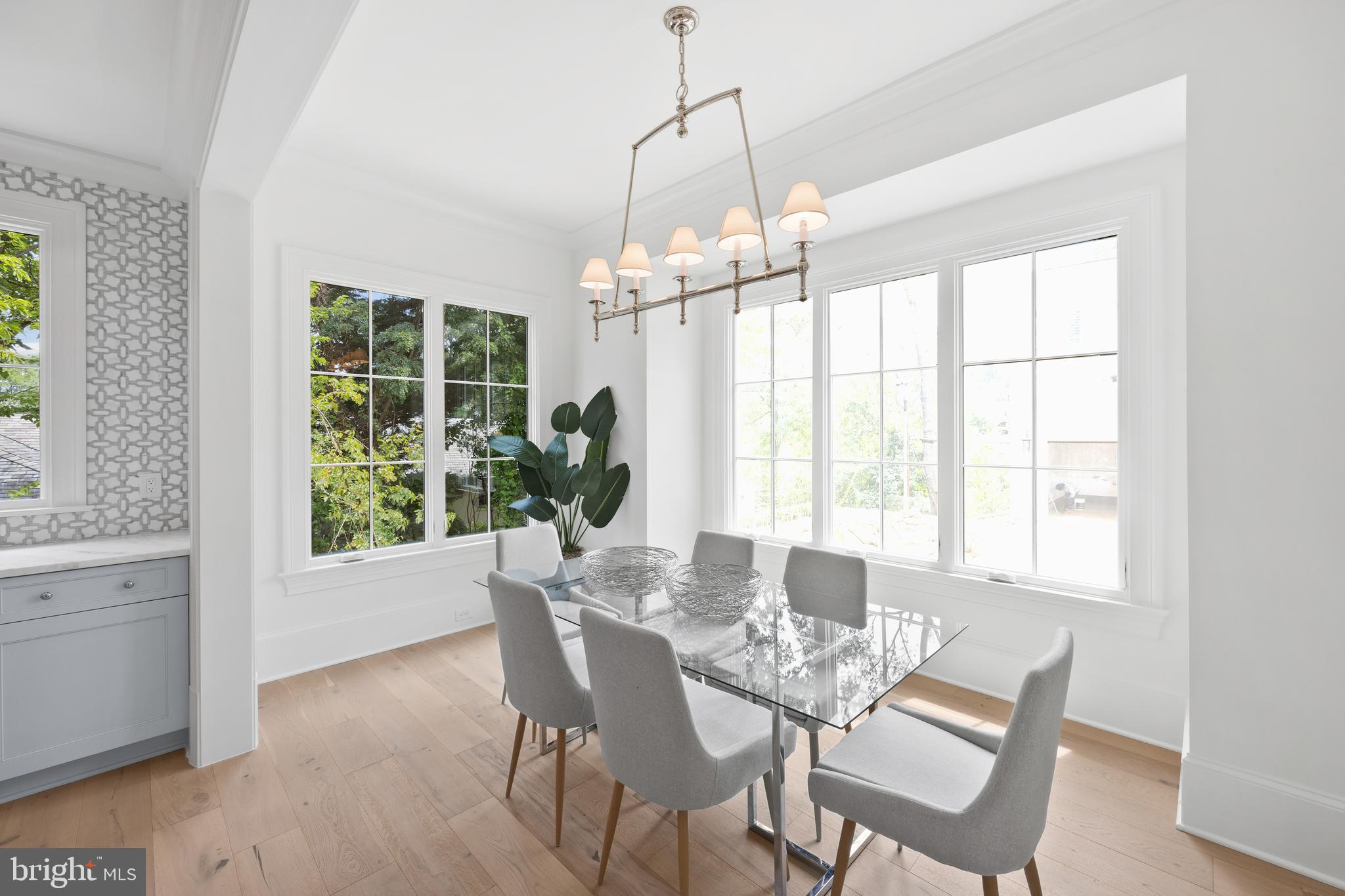 BEVERLY HILLS - Residential