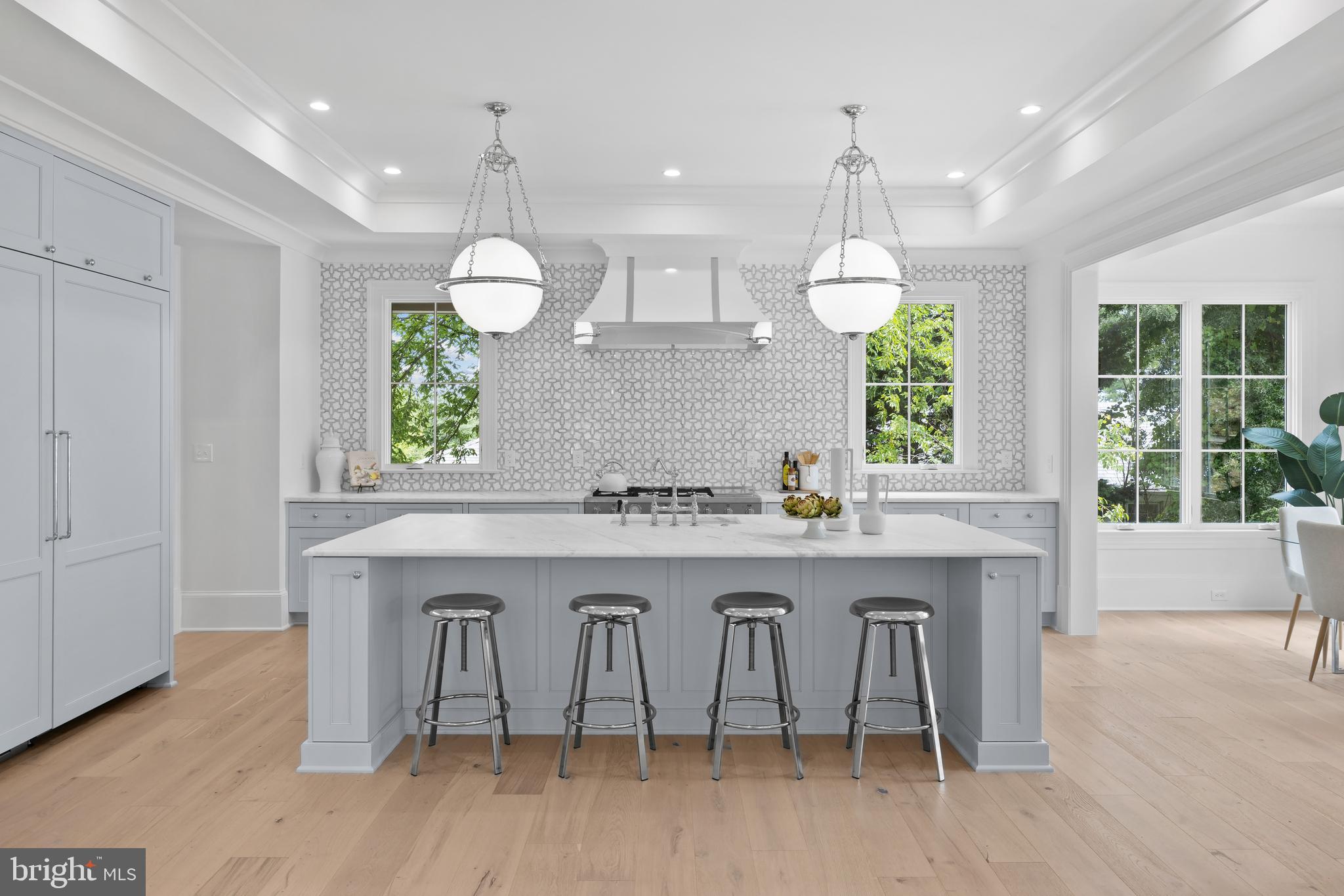 BEVERLY HILLS - Residential