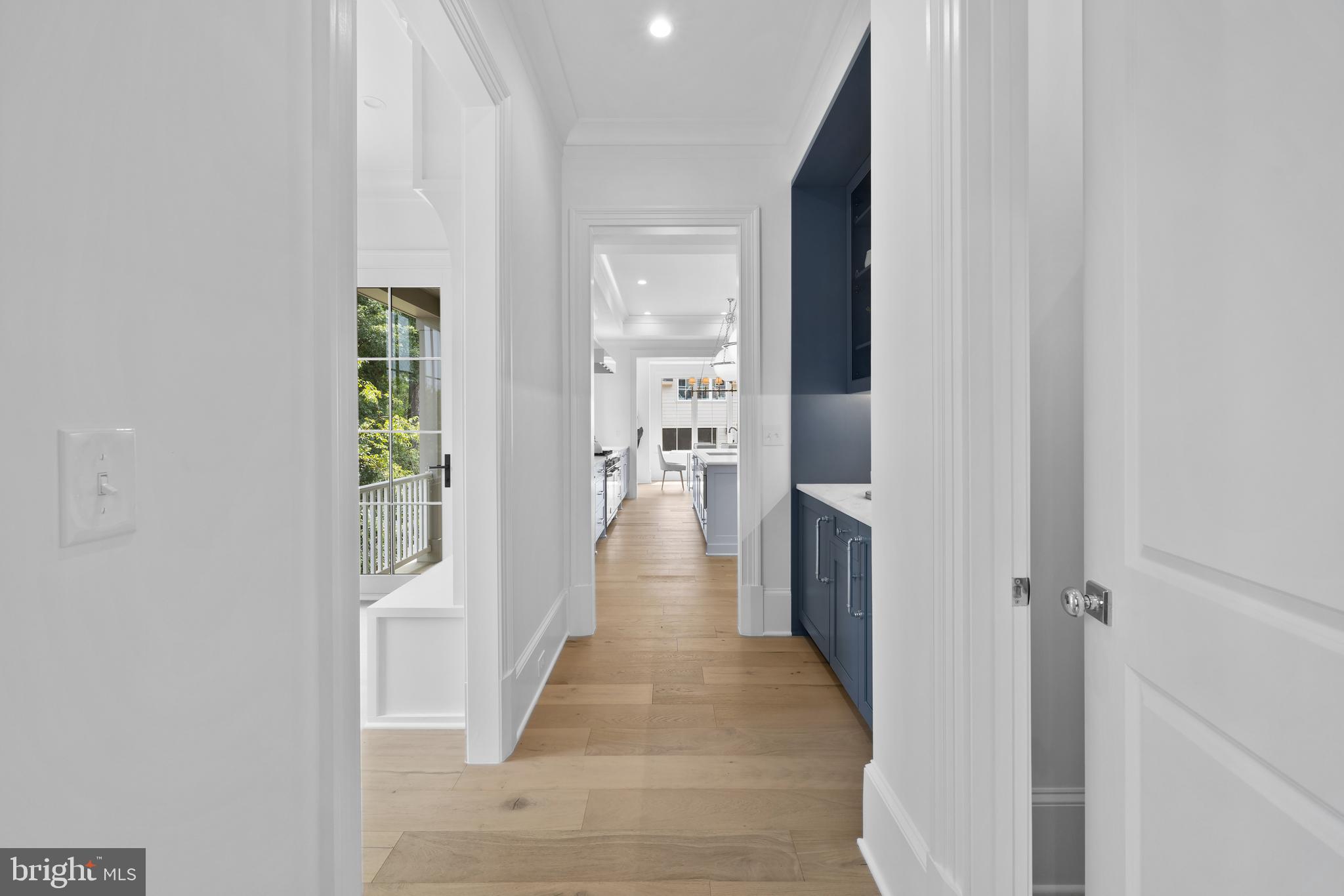 BEVERLY HILLS - Residential