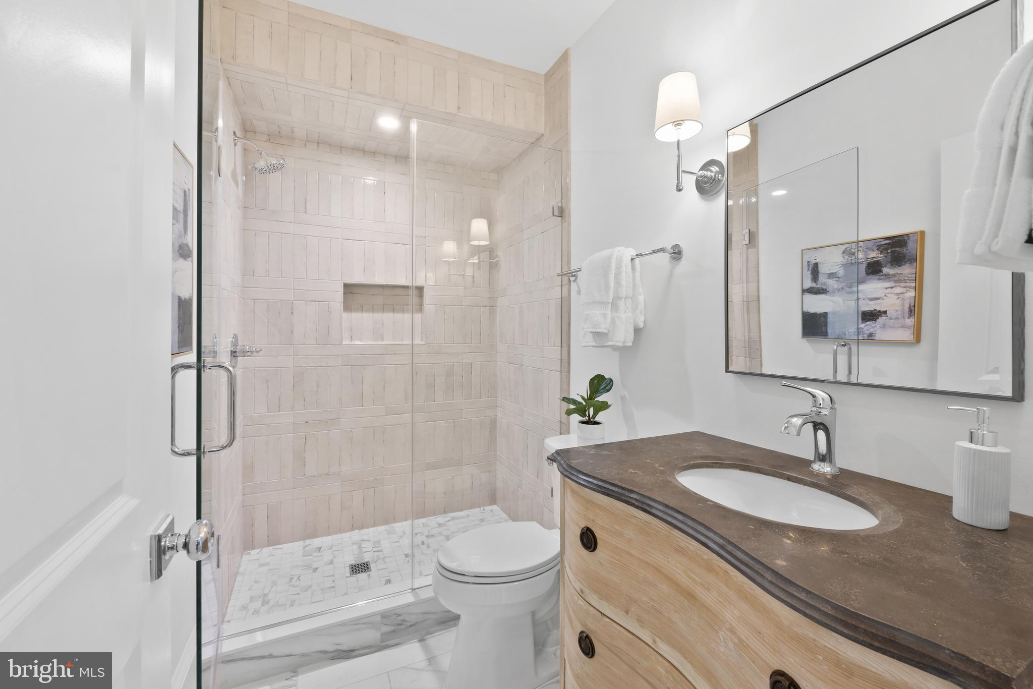 BEVERLY HILLS - Residential