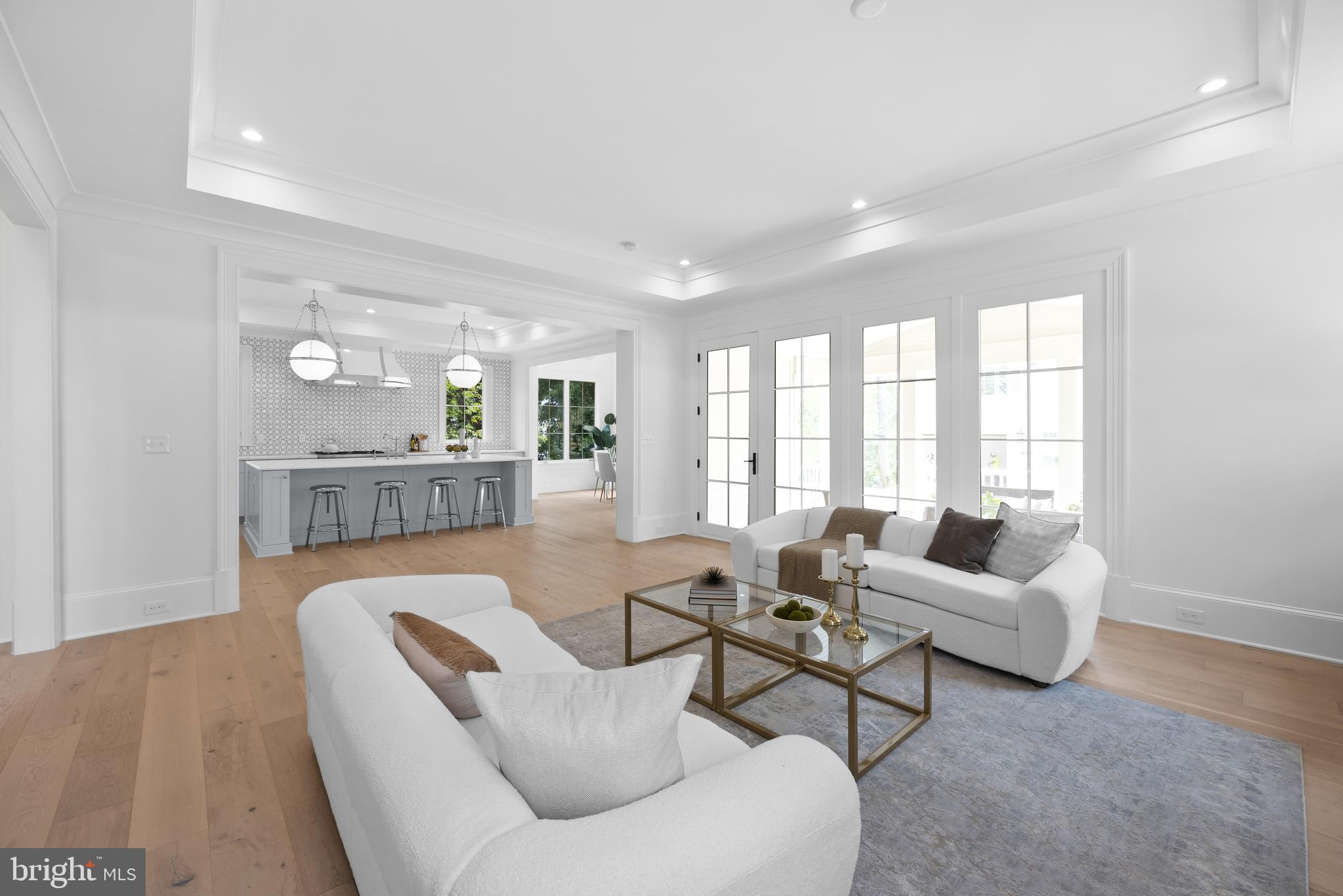 BEVERLY HILLS - Residential