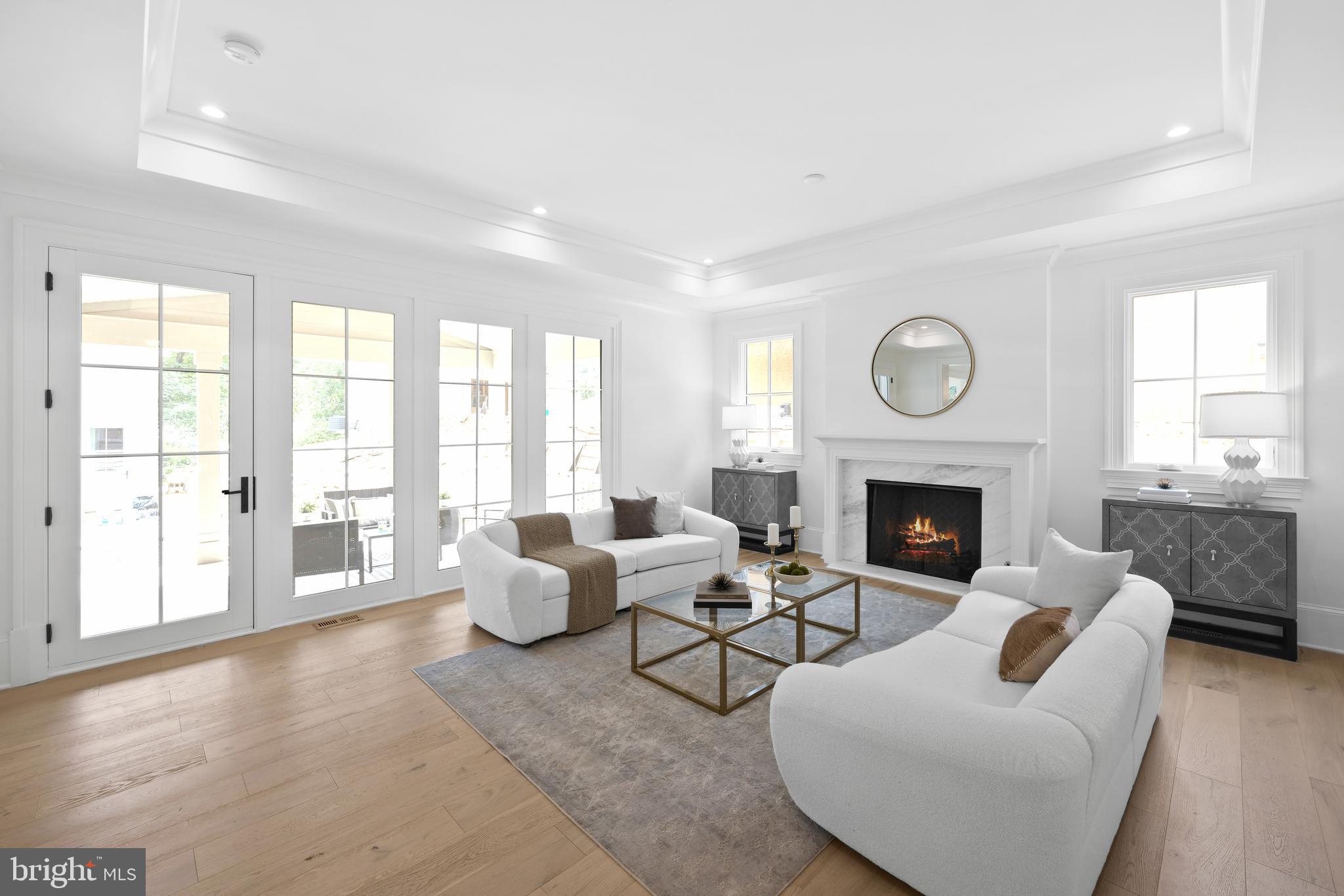 BEVERLY HILLS - Residential