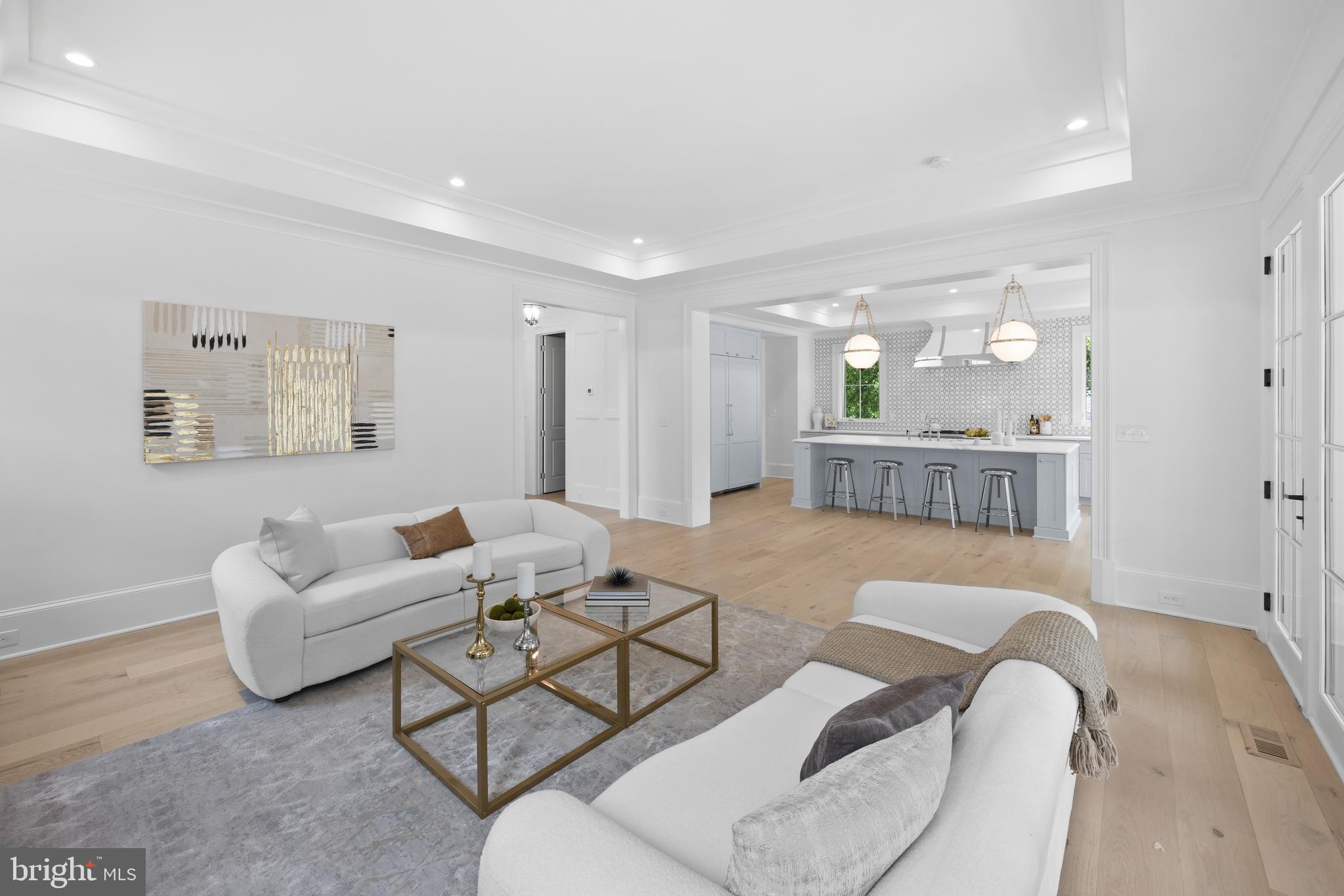 BEVERLY HILLS - Residential