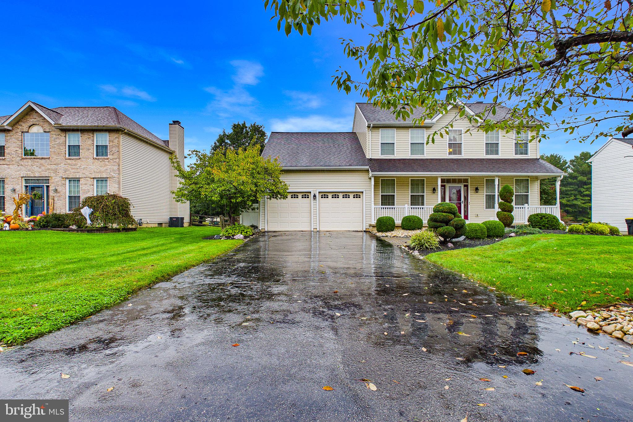9 EMERALD RIDGE DRIVE