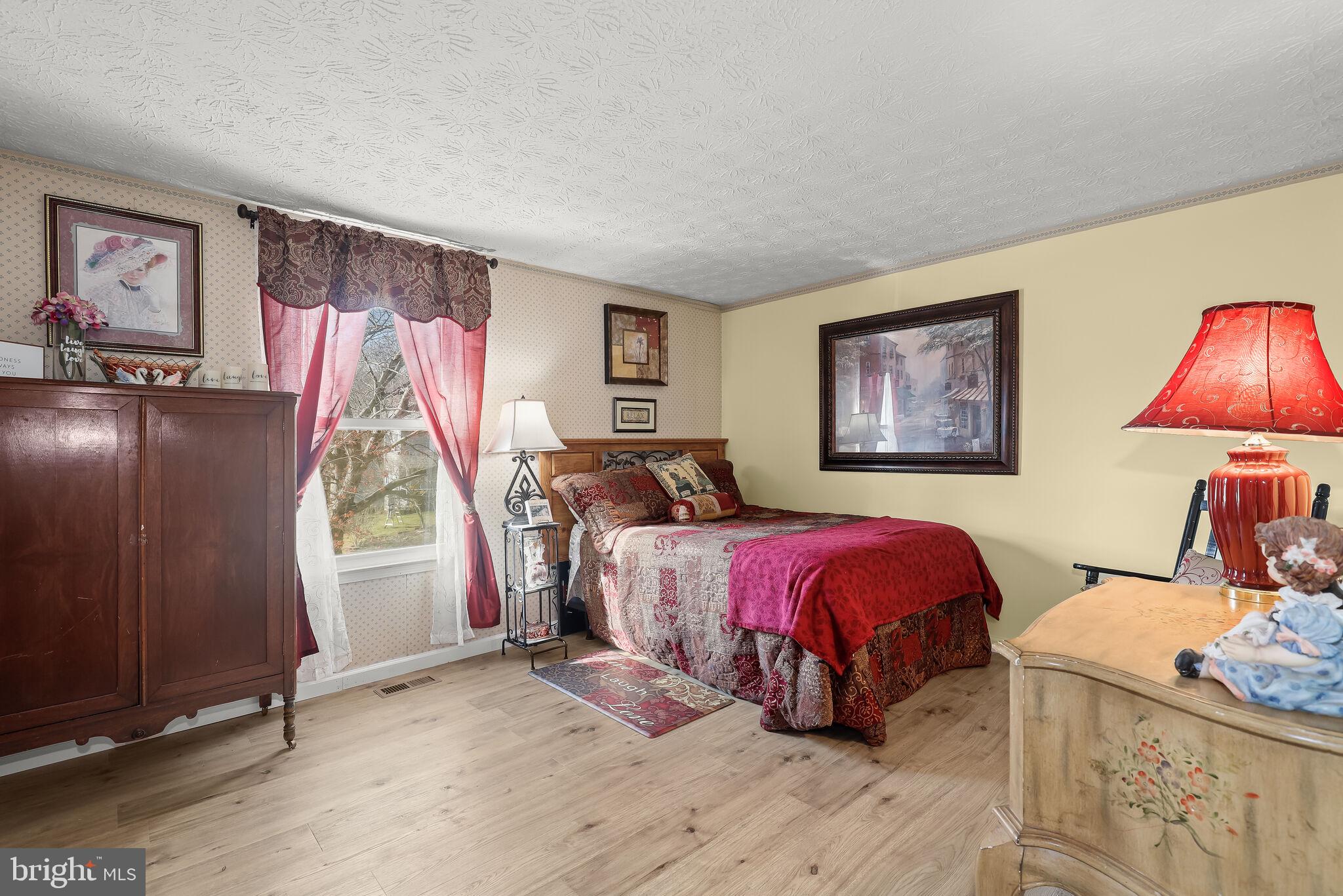 RAINTREE - Residential