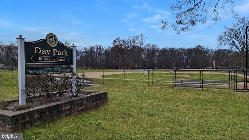 Photo of 3 Susan Court, PISCATAWAY, NJ 08854 (MLS # NJMX2010964)