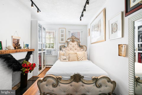 Multifamily For Sale - 320 S Juniper Street<br/> Philadelphia County, PHILADELPHIA, PA 19107