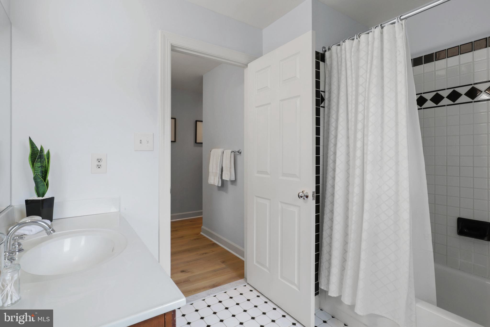 WESTOVER - Residential