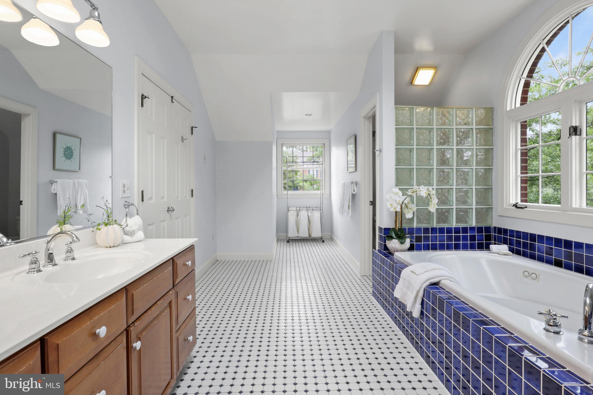 WESTOVER - Residential