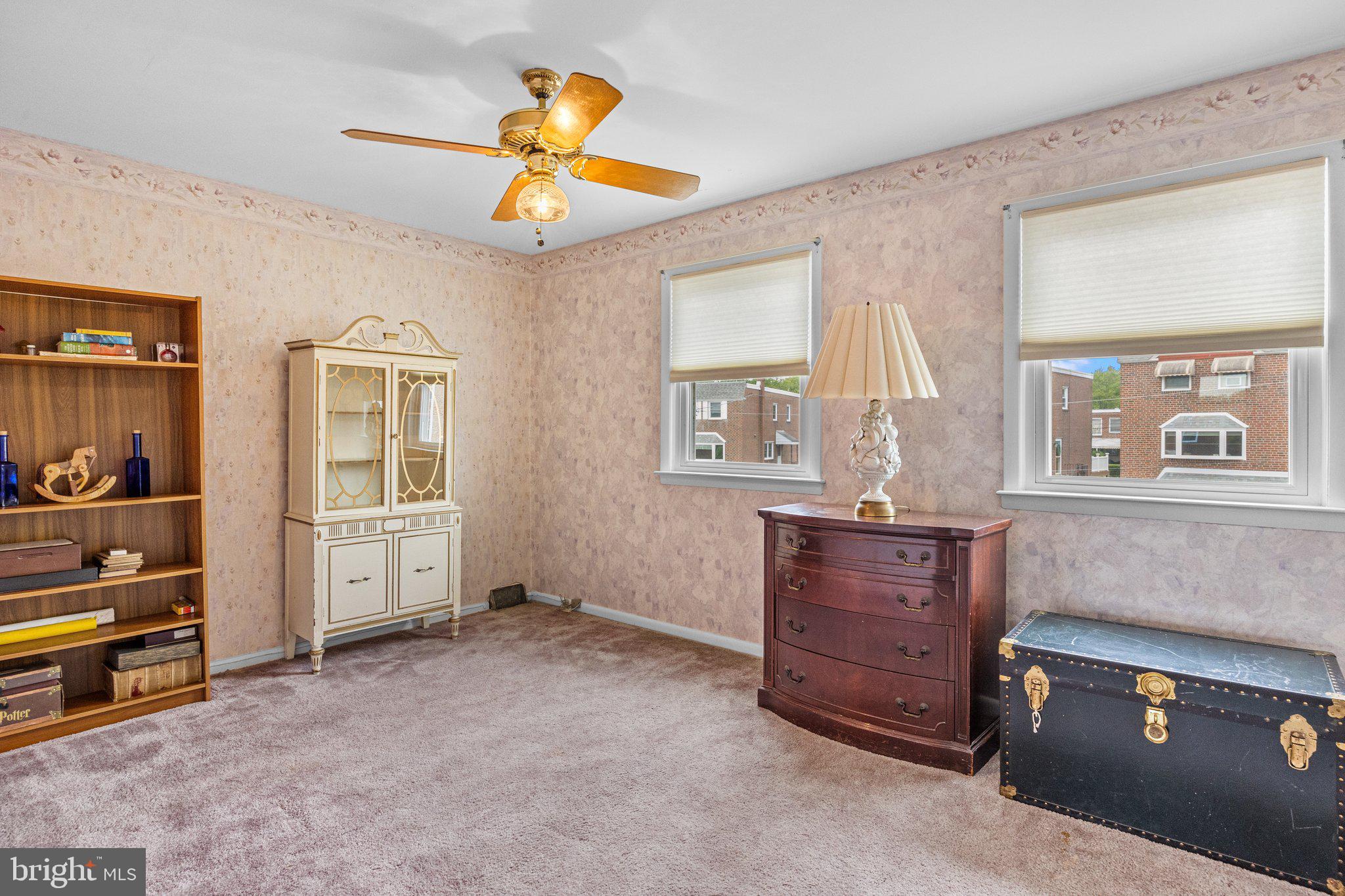 ROXBOROUGH - Residential