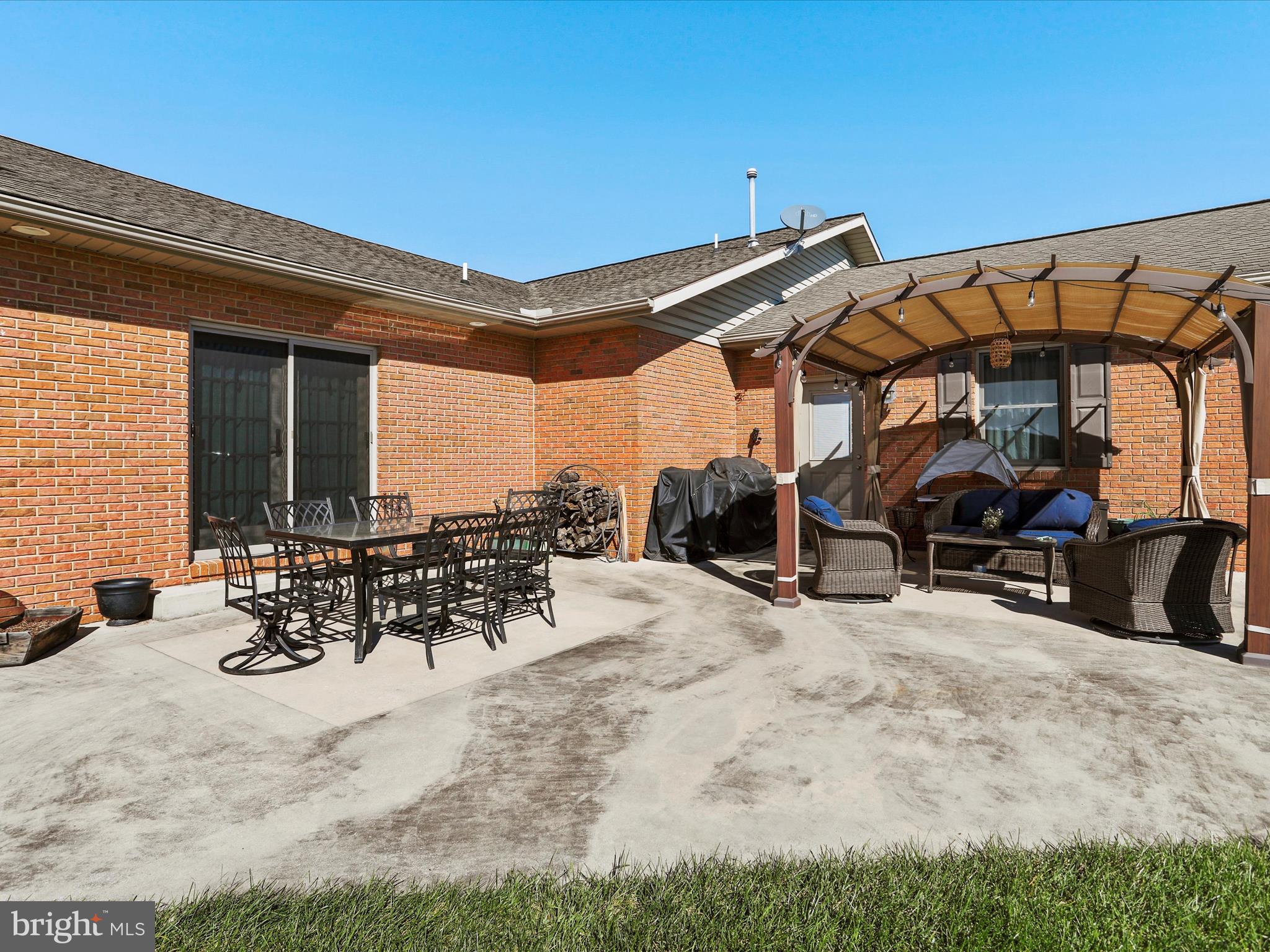 SHADOW CREEK MEADOWS - Residential