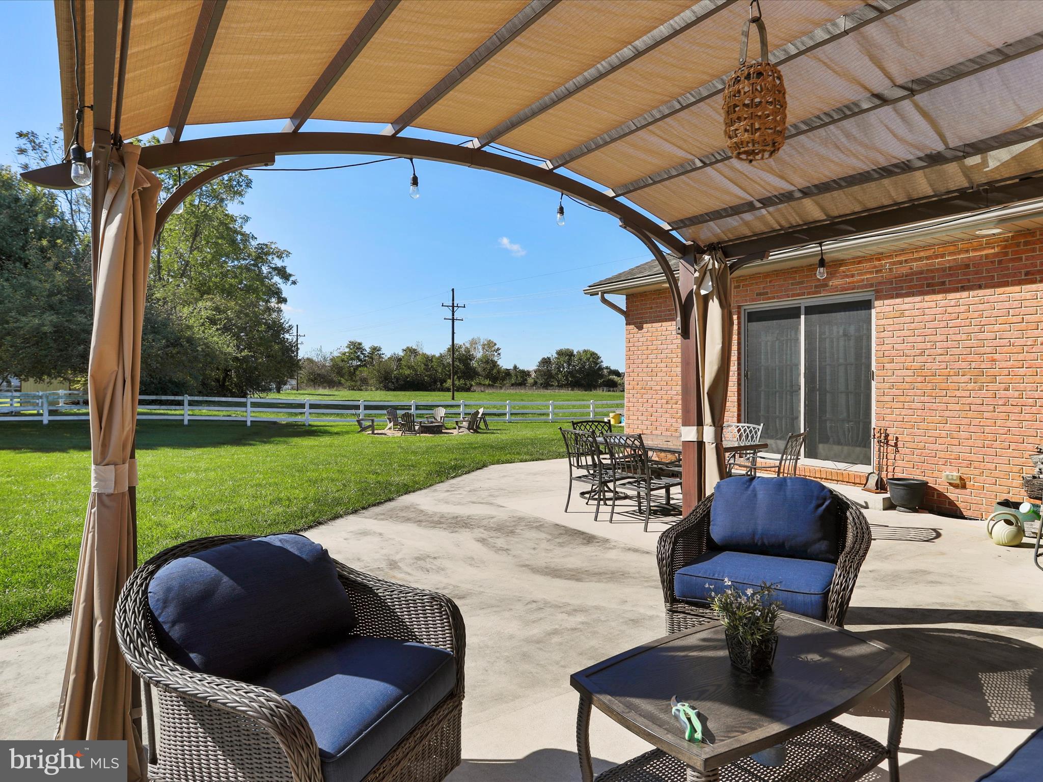 SHADOW CREEK MEADOWS - Residential