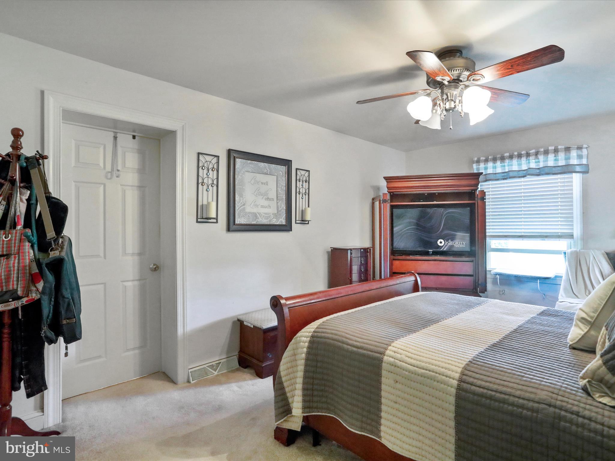 SHADOW CREEK MEADOWS - Residential