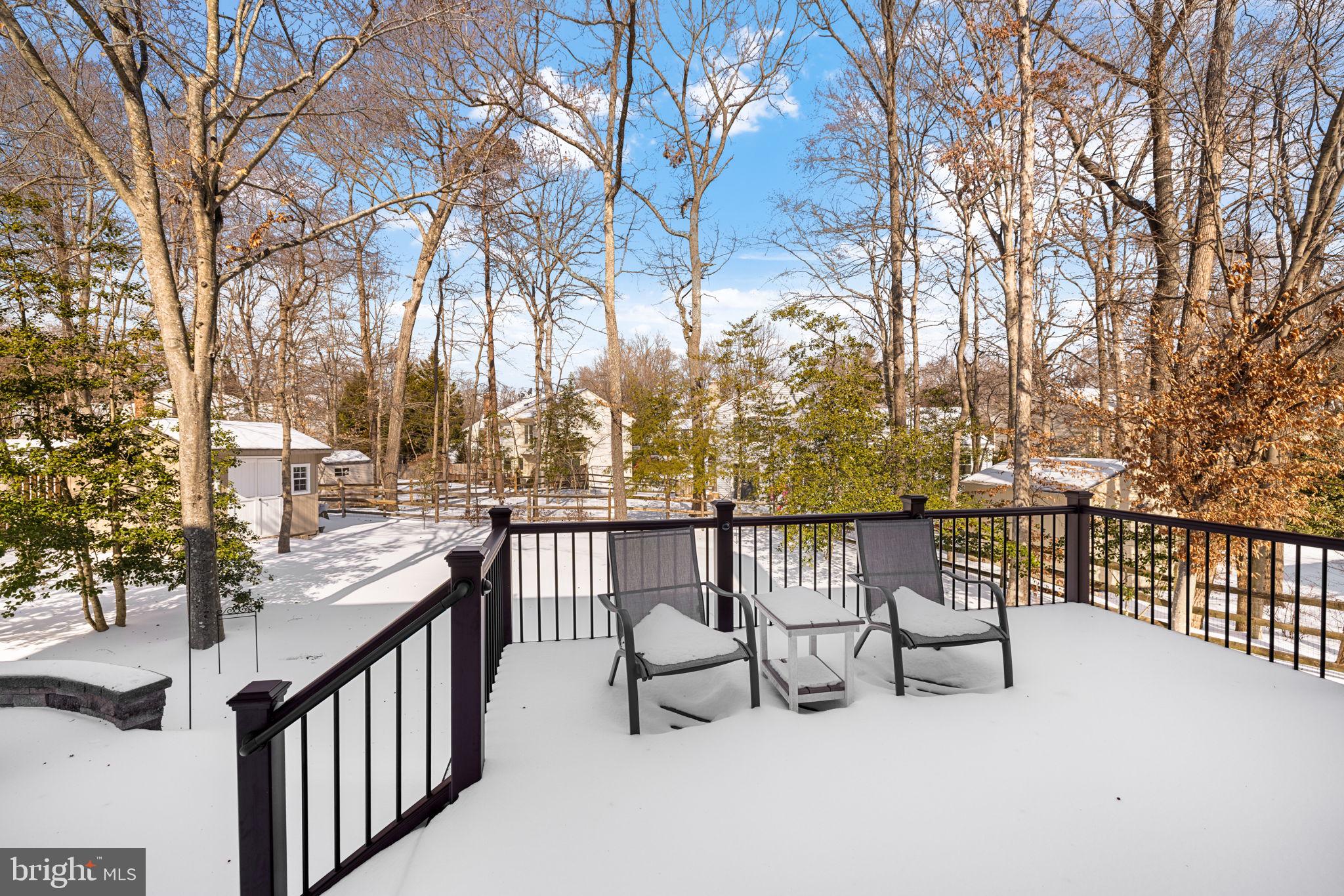 SOUTH RUN OAKS - Residential