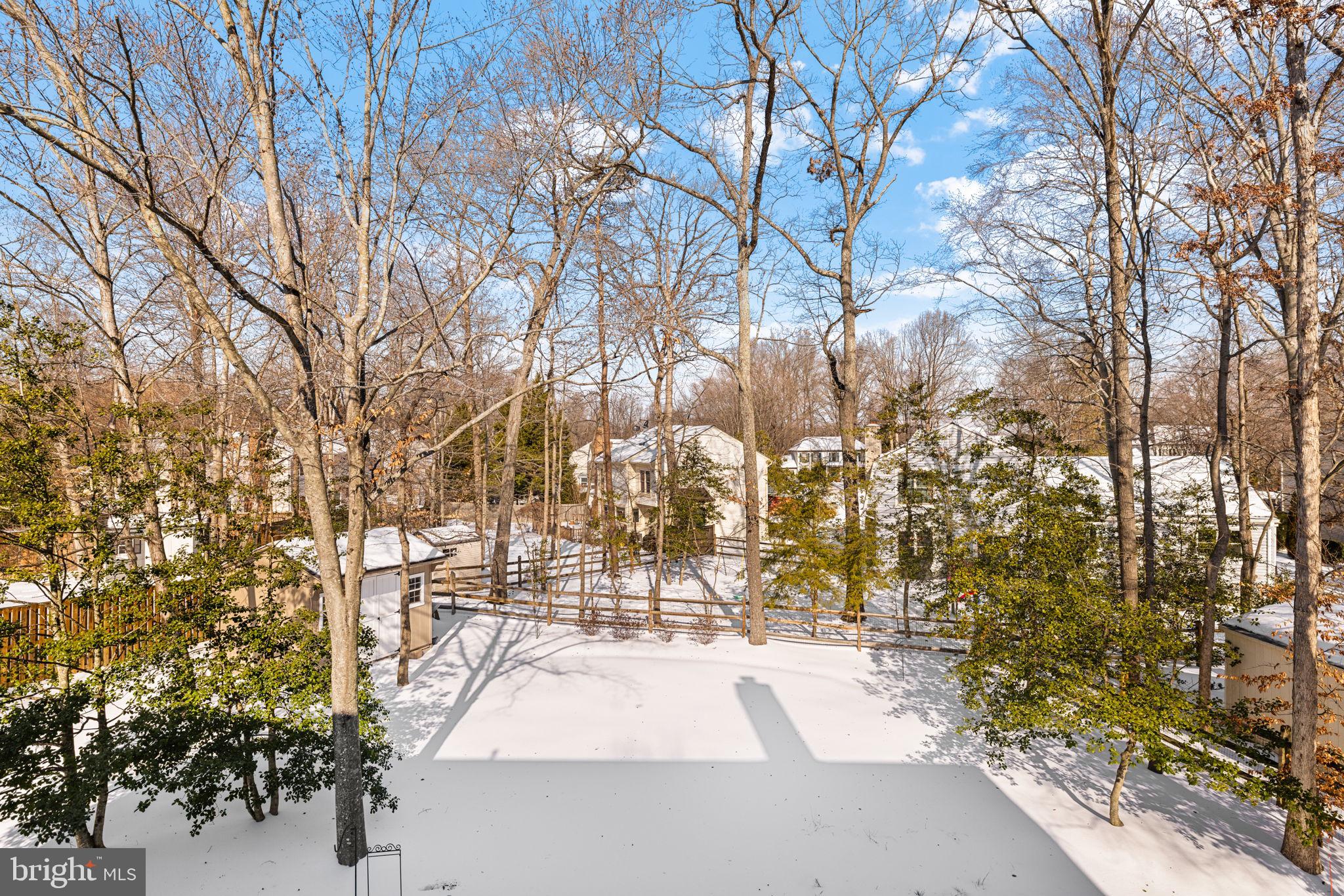 SOUTH RUN OAKS - Residential