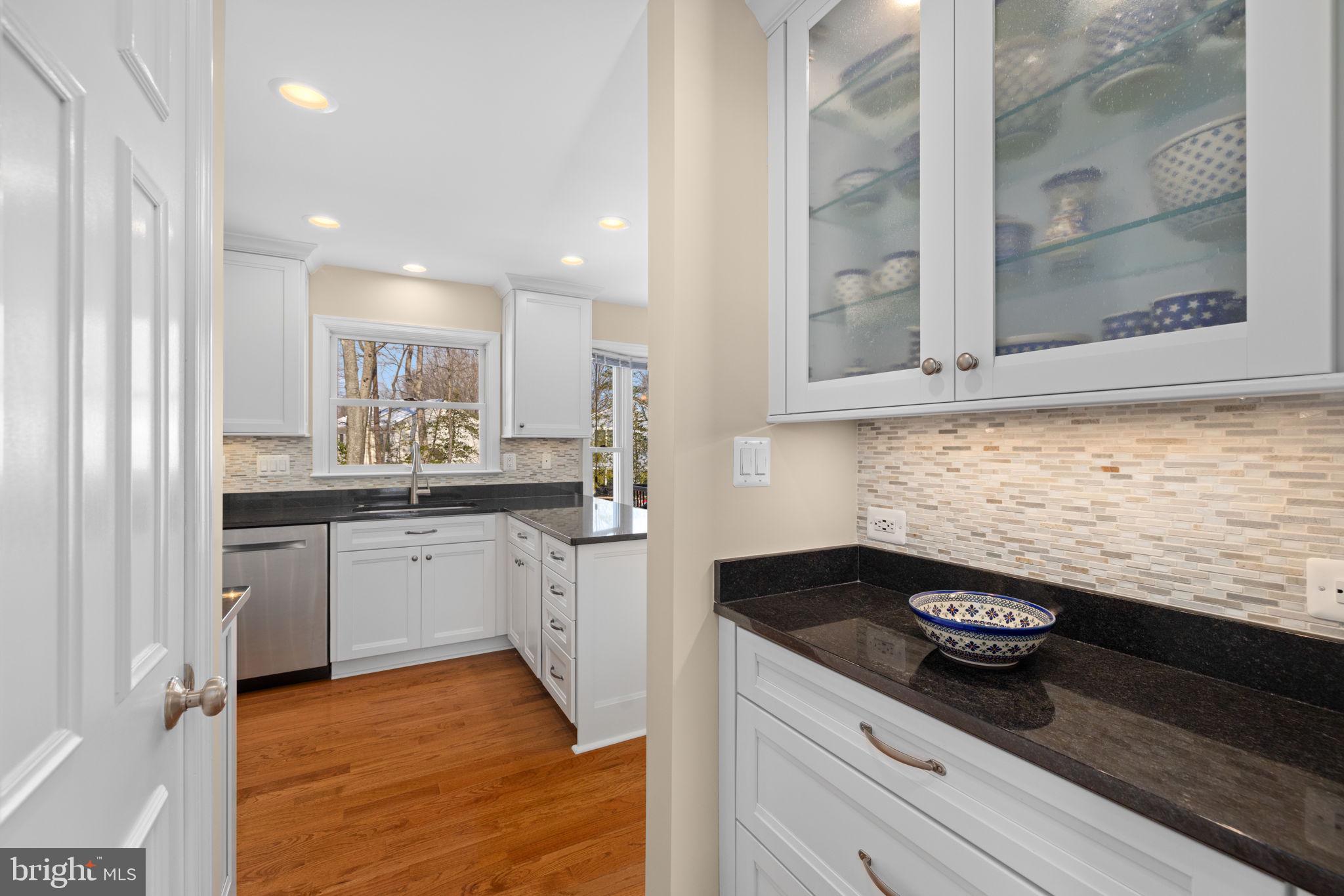 SOUTH RUN OAKS - Residential