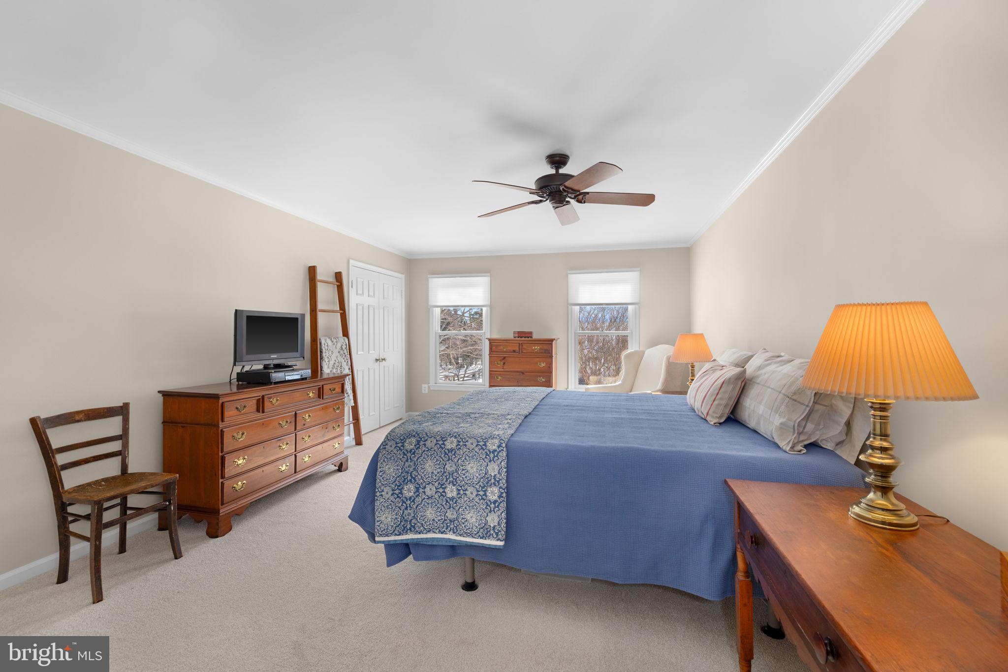 SOUTH RUN OAKS - Residential